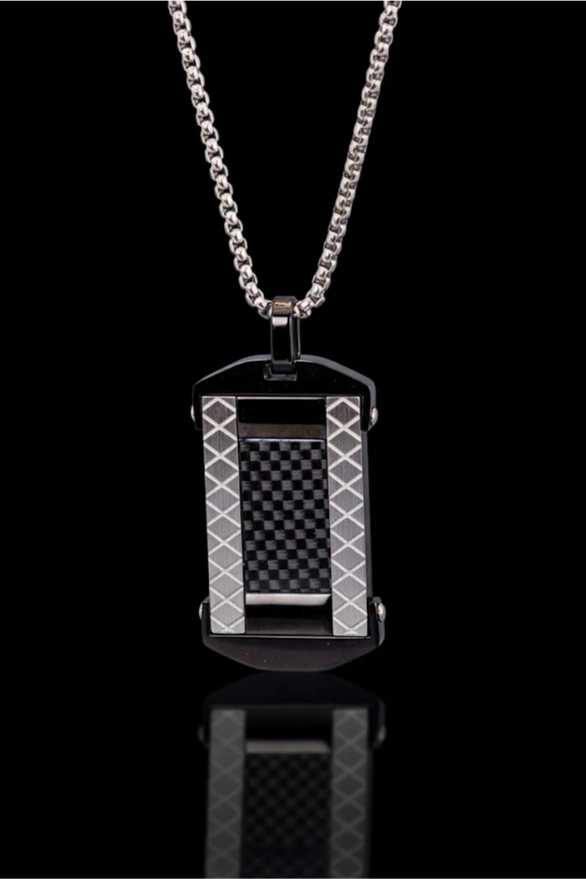 Erkek Karbon Fiber Görünümlü Polo Zincir Model Paslanmaz Çelik Plaka Kolye