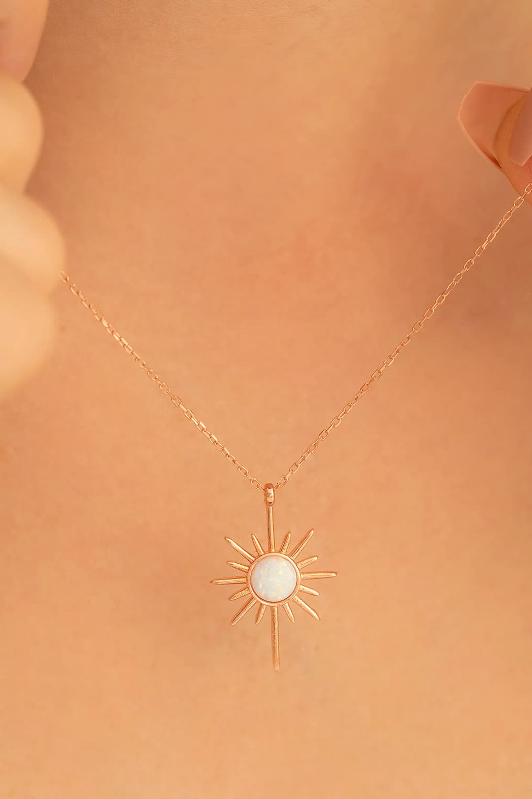 Women's Silver Necklace Rose Gold Plated White Opal Stone-set Polar Star Silver Necklace