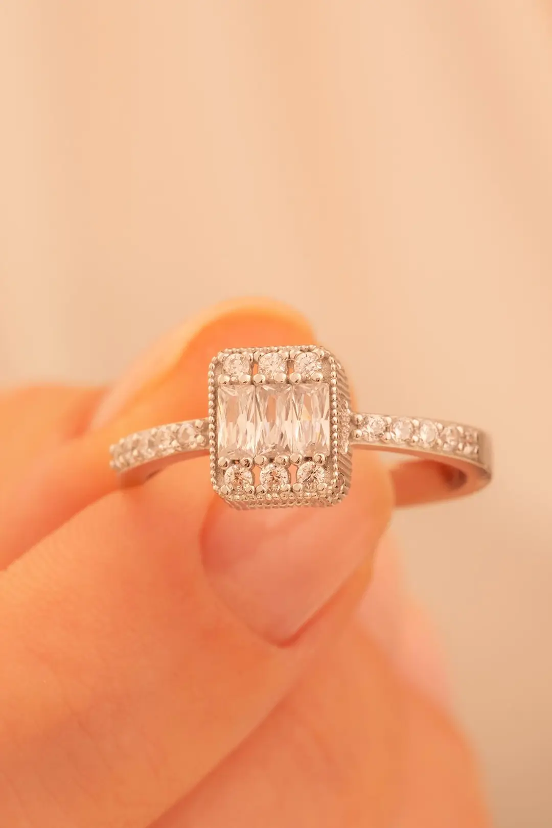 Women's Silver Ring Nazlı Baguette Stone-set Zircon Süslemeli Women's Ring
