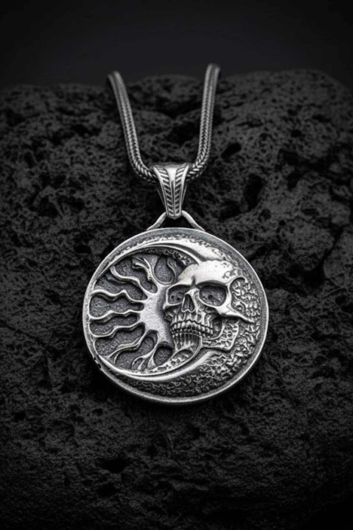 Erkek Gümüş Kolye - 925 Ayar Kabartmalı Güneş Ay ve İskelet Motif Tilki Kuyruğu Zincirli Erkek Kolye