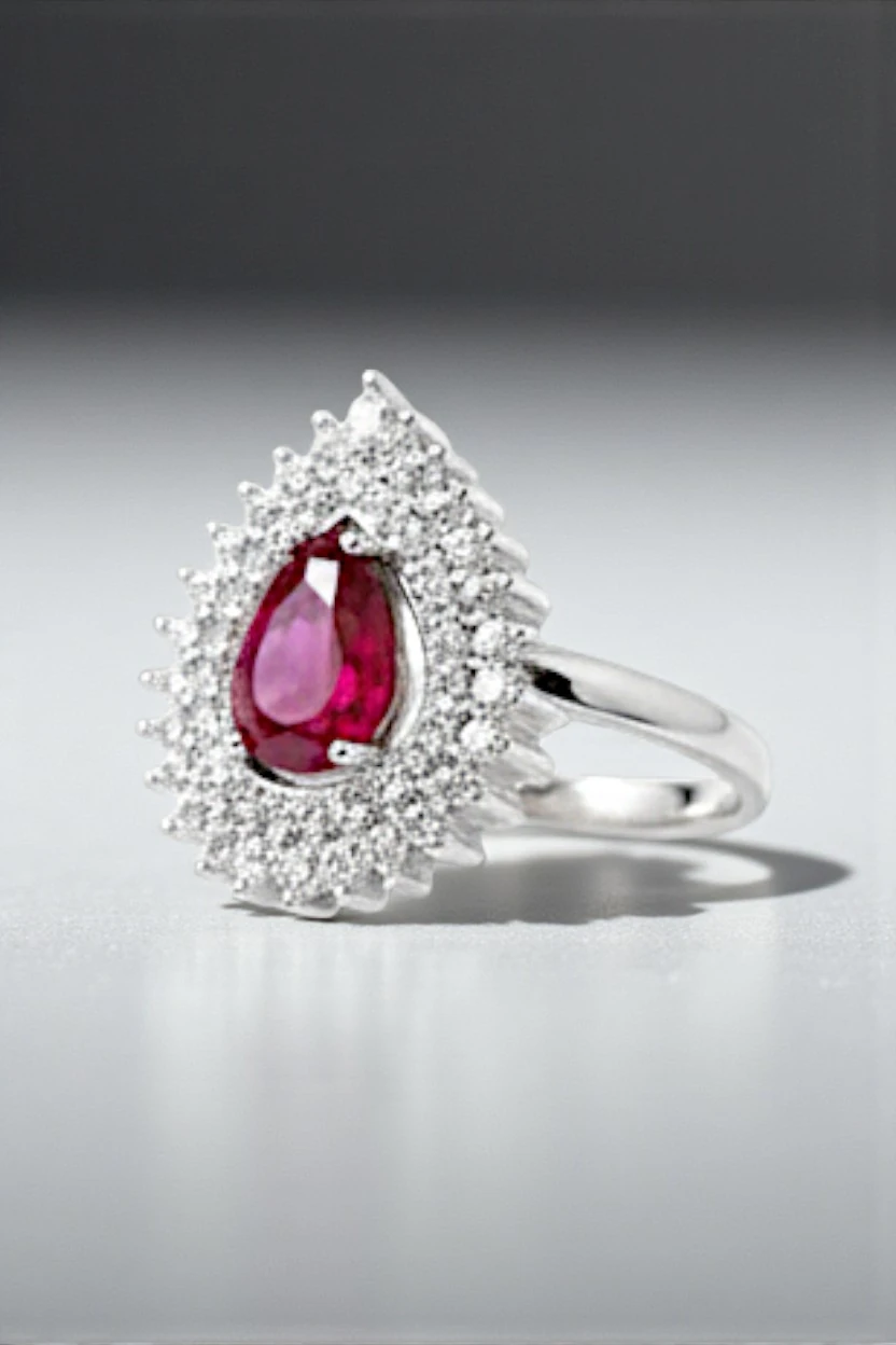 Çise Yakut Taşlı Gümüş Su Yolu Kadın Yüzük