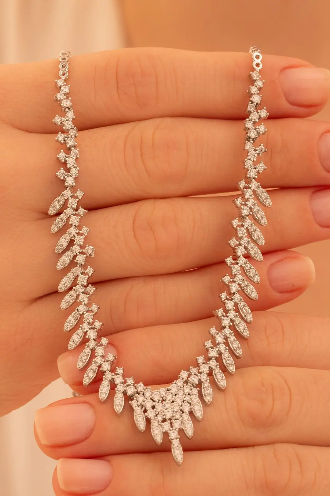 Women's Silver Necklace Nigar Zircon Stone-set Leaf Women's Necklace