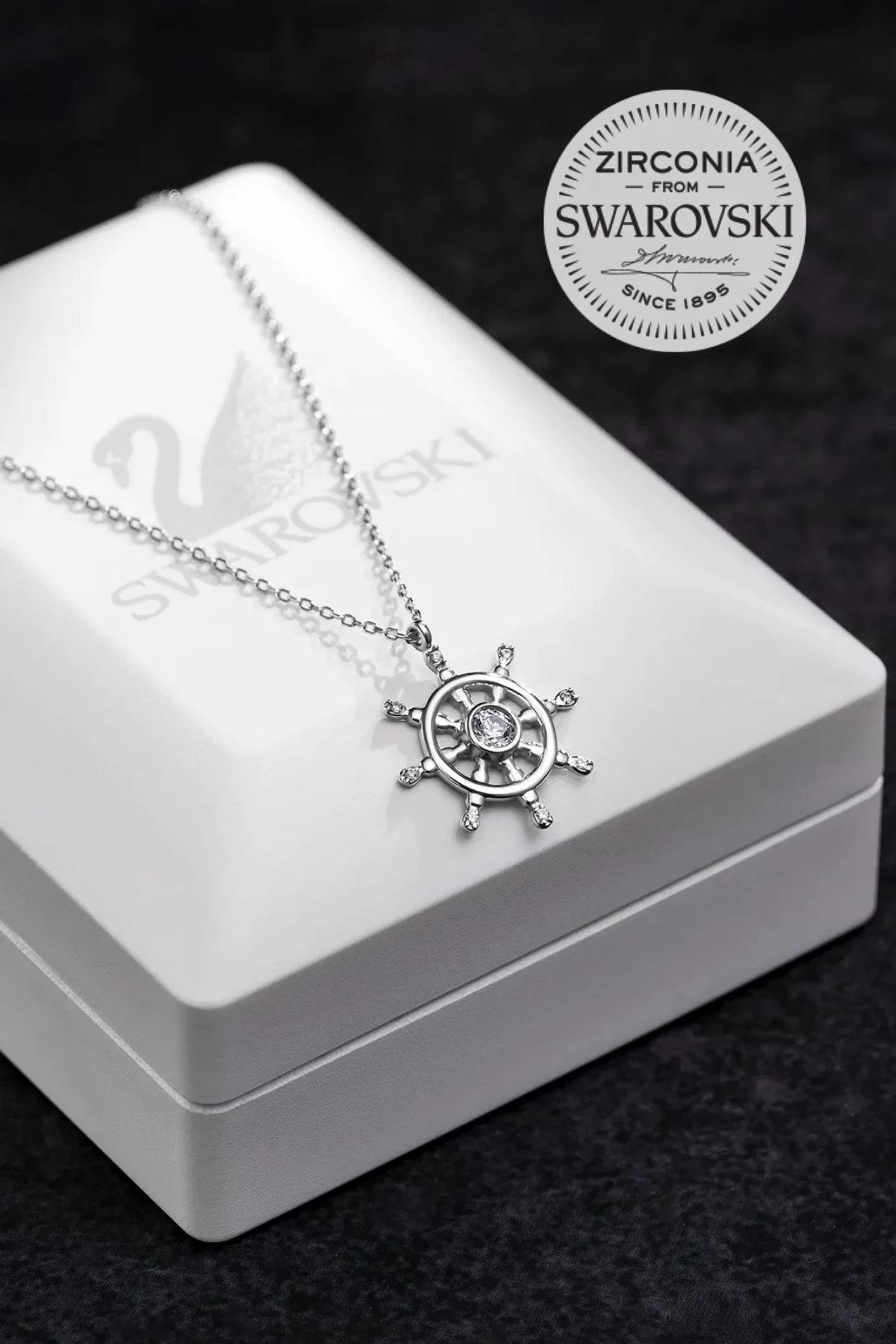 Kadın Gümüş Kolye - Swarovski Taşlı Zirconia Gemi Dümeni Motifli Kadın Kolye