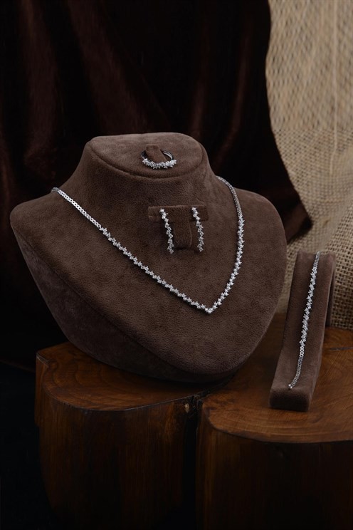 Ayperi Bayan Zirkon Taşlı Gümüş Su Yolu Set - Kolye, Bileklik, Küpe, Yüzük