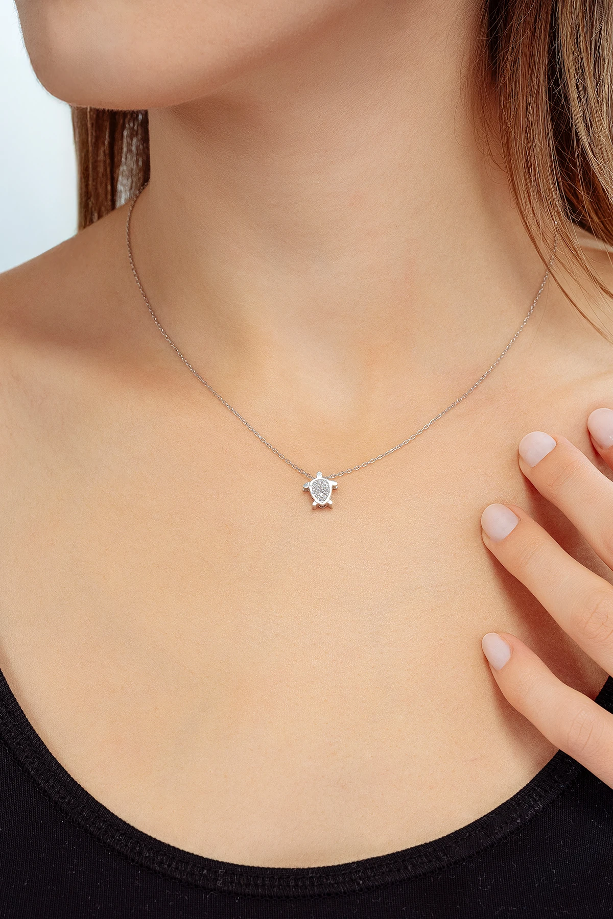 Kadın Gümüş Kolye - Swarovski Taşlı Zirconia Kaplumbağa Motifli Kadın Kolye