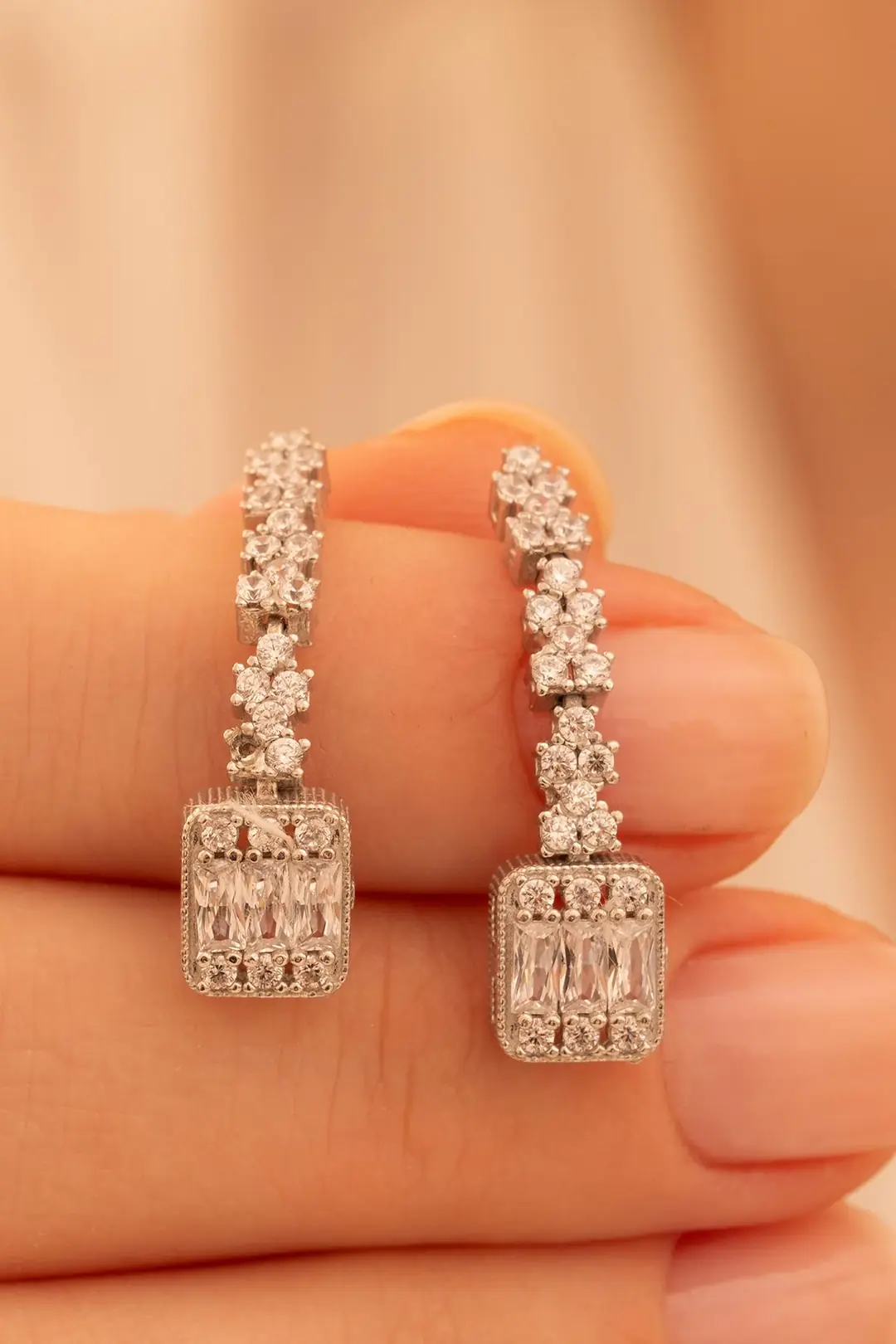 Women's Silver Earrings Sultan Baguette Stone-set Zircon Süslemeli Women's Earrings