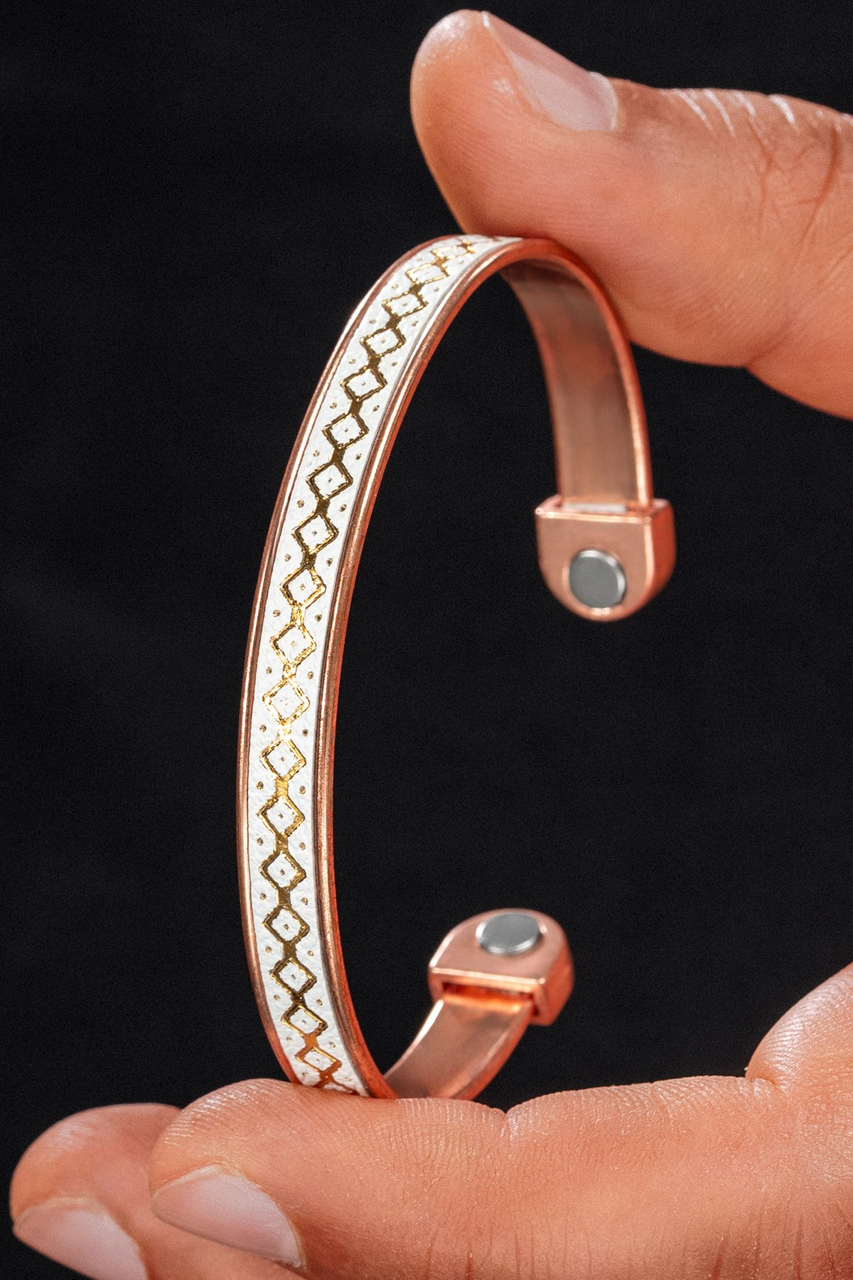 Erkek Kadın Bakır Bileklik - Üstü Hakiki Deri Mıknatıslı Model Metal Kutu Kuvars