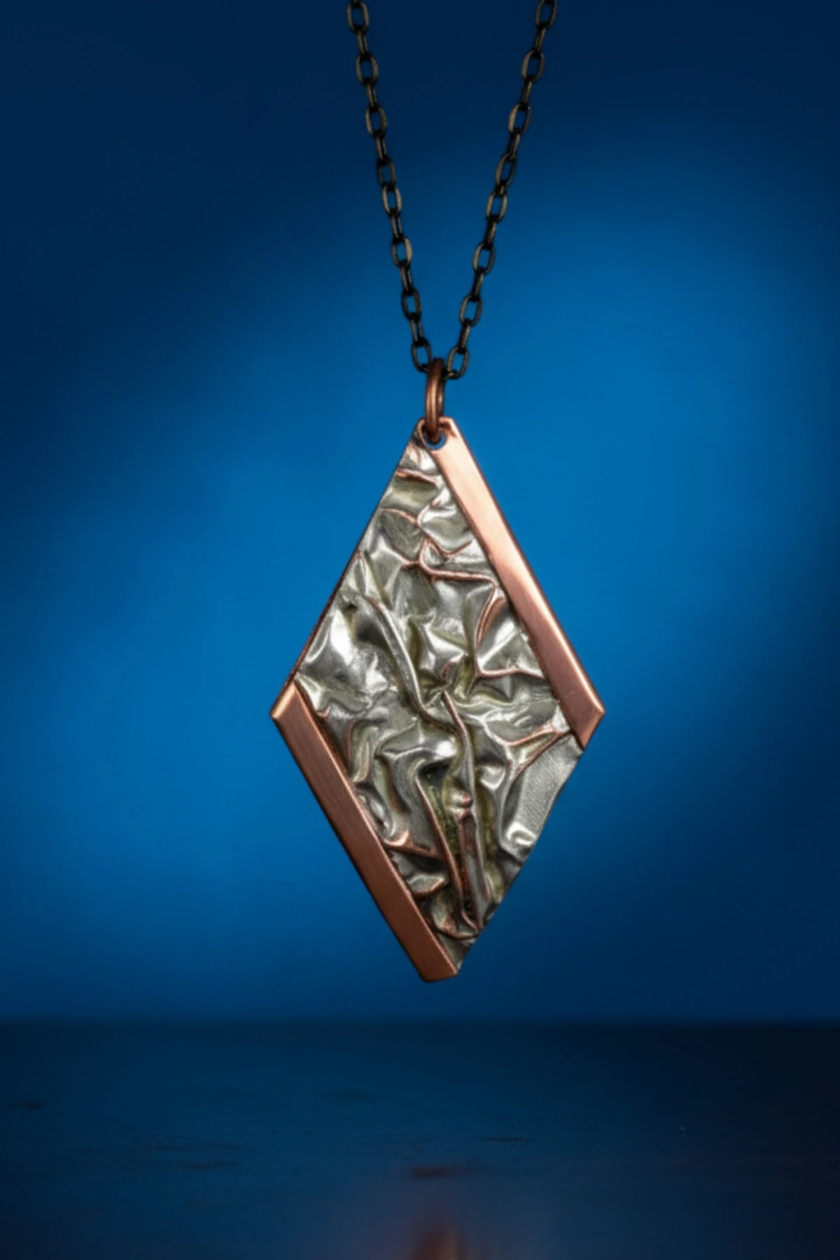 Kadın Bakır Kolye - Beyaz Yıldız Tozu Model Bakır Kadın Kolye