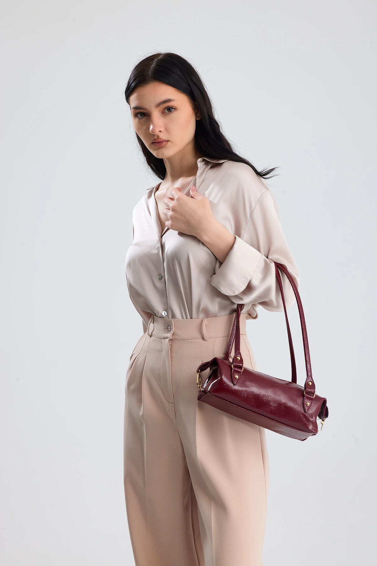 Olivra Toka Detaylı Mini Kadın Omuz, Kol ve El Çantası - Bordo