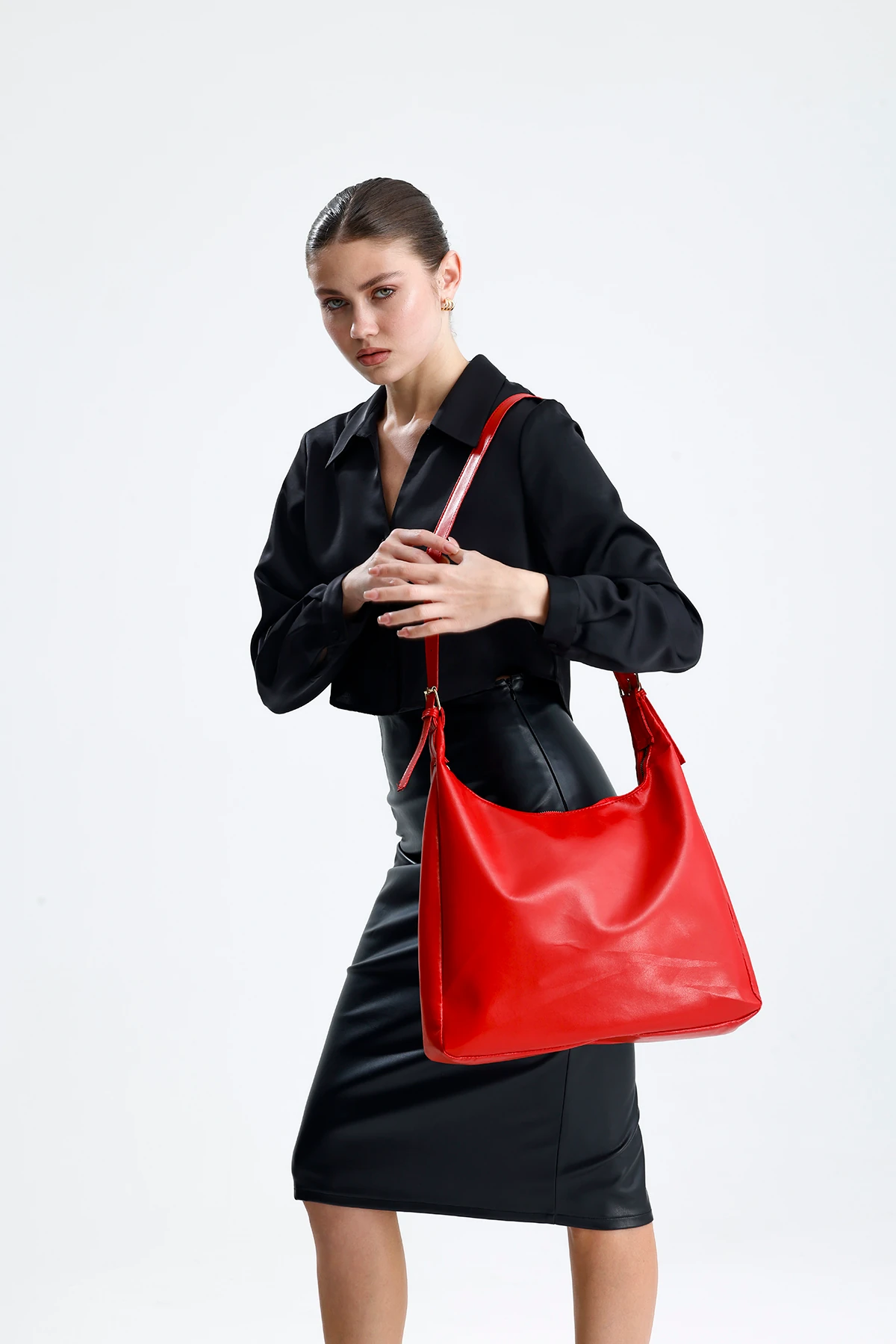 Luvin Salaş Kadın Omuz, Kol ve El Çantası - Kırmızı