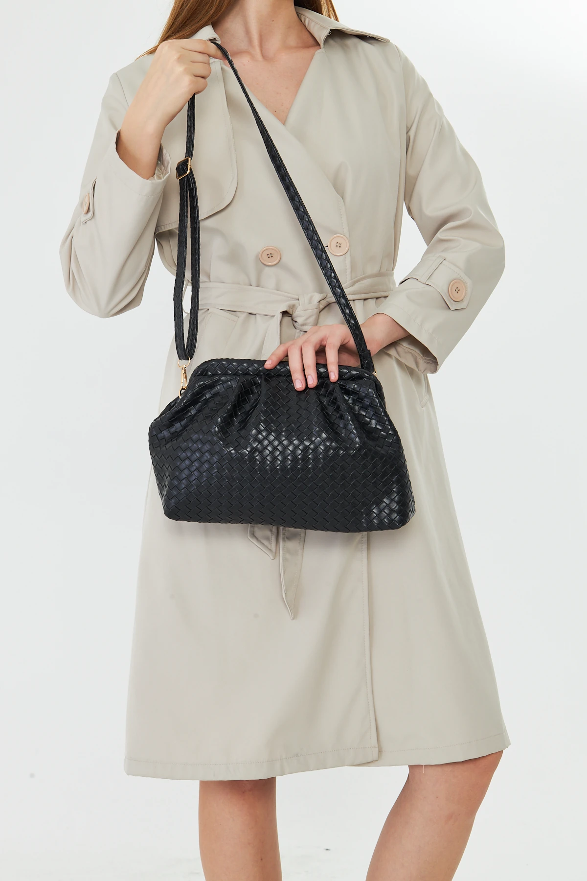 Liora Örgü Detaylı Portföy Kadın Omuz, Kol ve El Çantası - Siyah