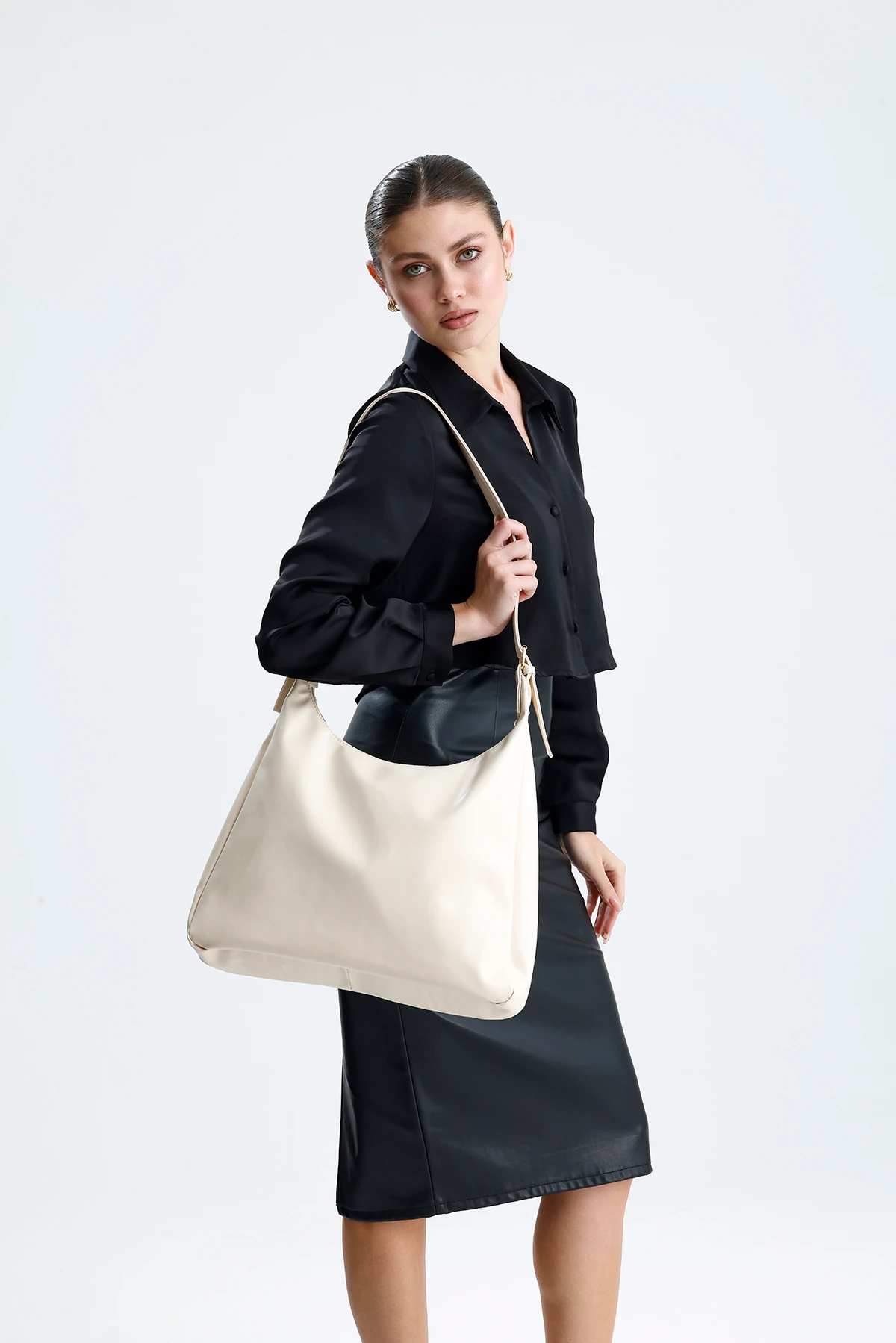 Luvin Salaş Kadın Omuz, Kol ve El Çantası - Krem