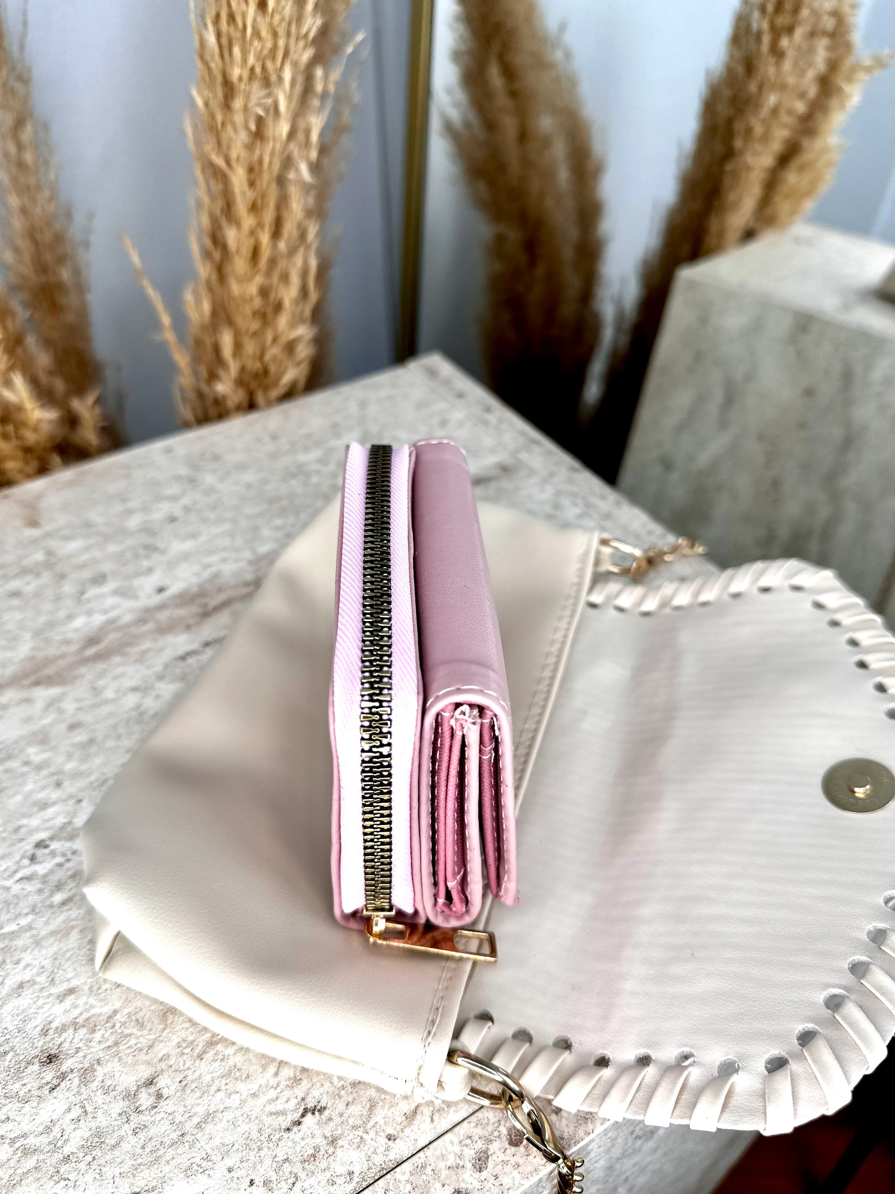 Suni Deri Kadın Orta Boy Çıtçıtlı Cüzdan- Kağıt ve Bozuk Para Bölmeli - Pudra