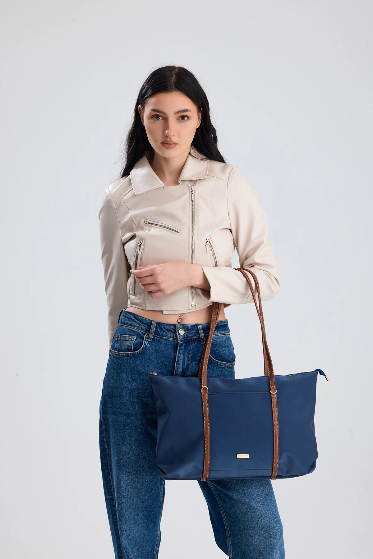 Isola Büyük Boy Şeritli Kadın Omuz, Kol ve El Çantası - Lacivert