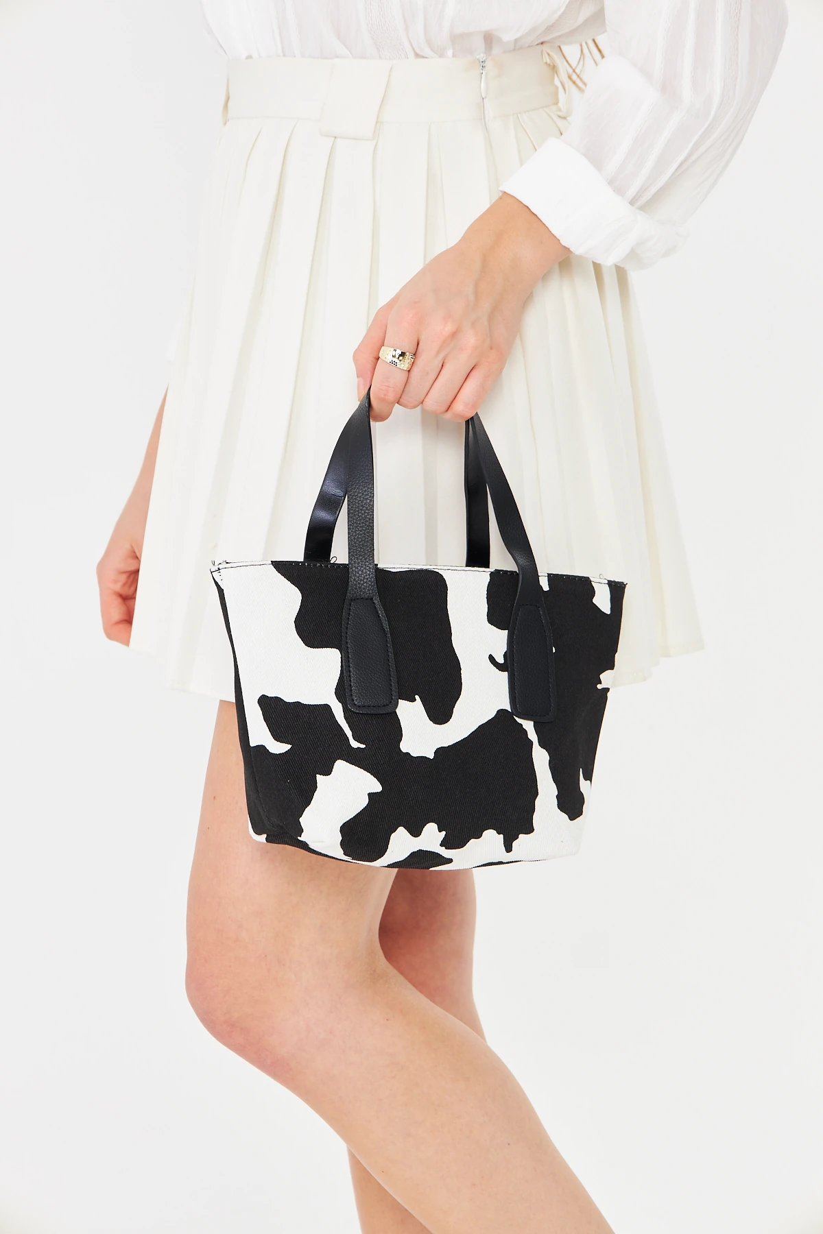 Besti Uzun Askılı Çapraz Çanta - Cow Print