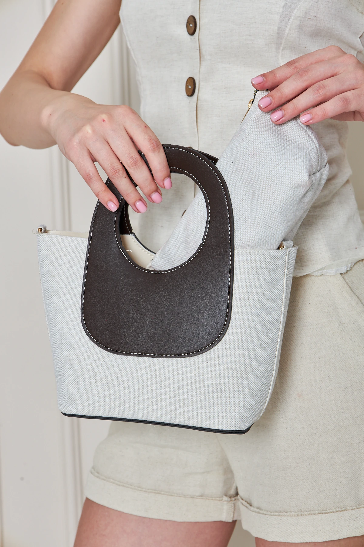 Almaria Kanvas Yavrulu Kadın El, Kol ve Omuz Çantası - Kahverengi