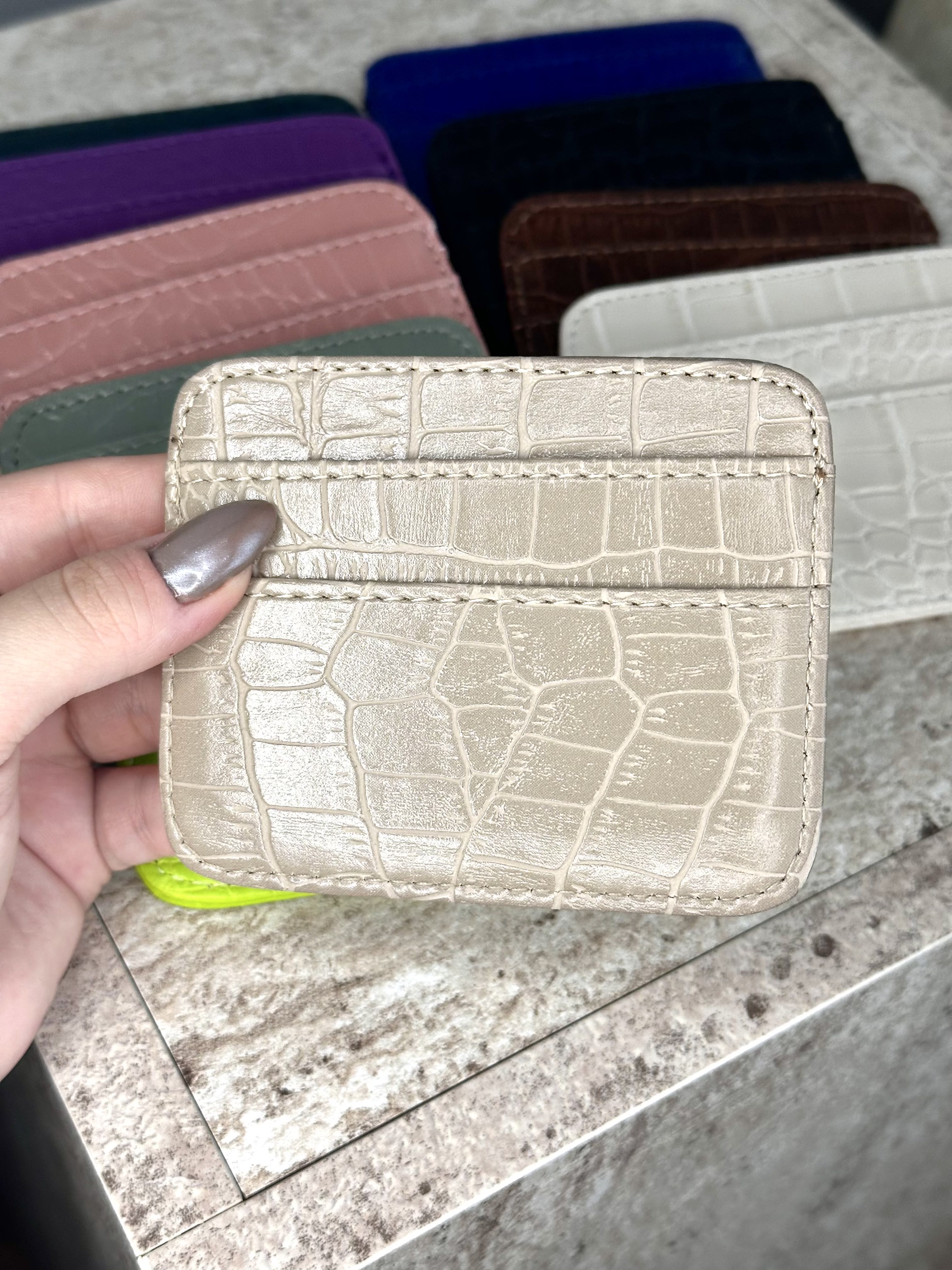 Dokulu Suni Deri, Kartlık - Kağıt Para Bölmeli Unisex Kartlık - Vizon