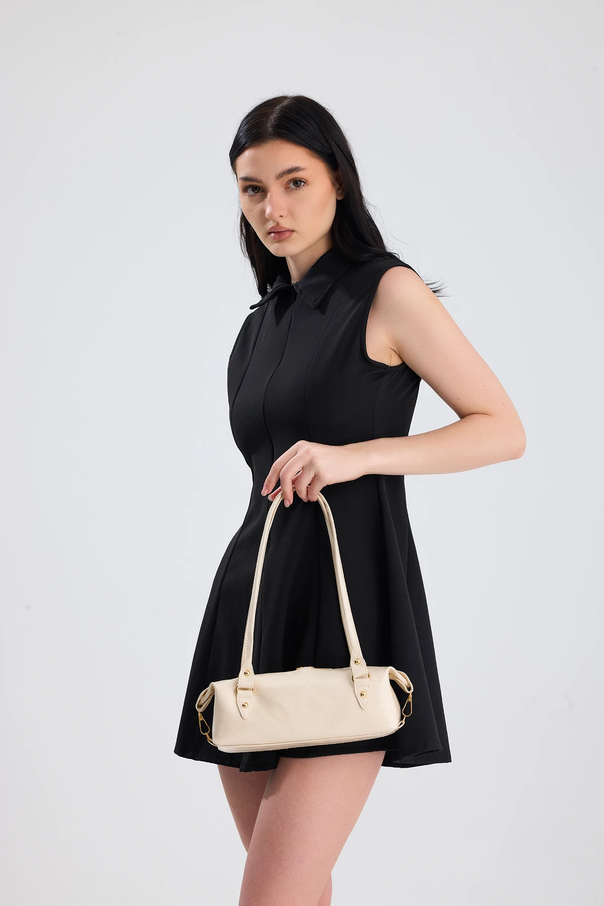 Olivra Toka Detaylı Mini Kadın Omuz, Kol ve El Çantası - Bej