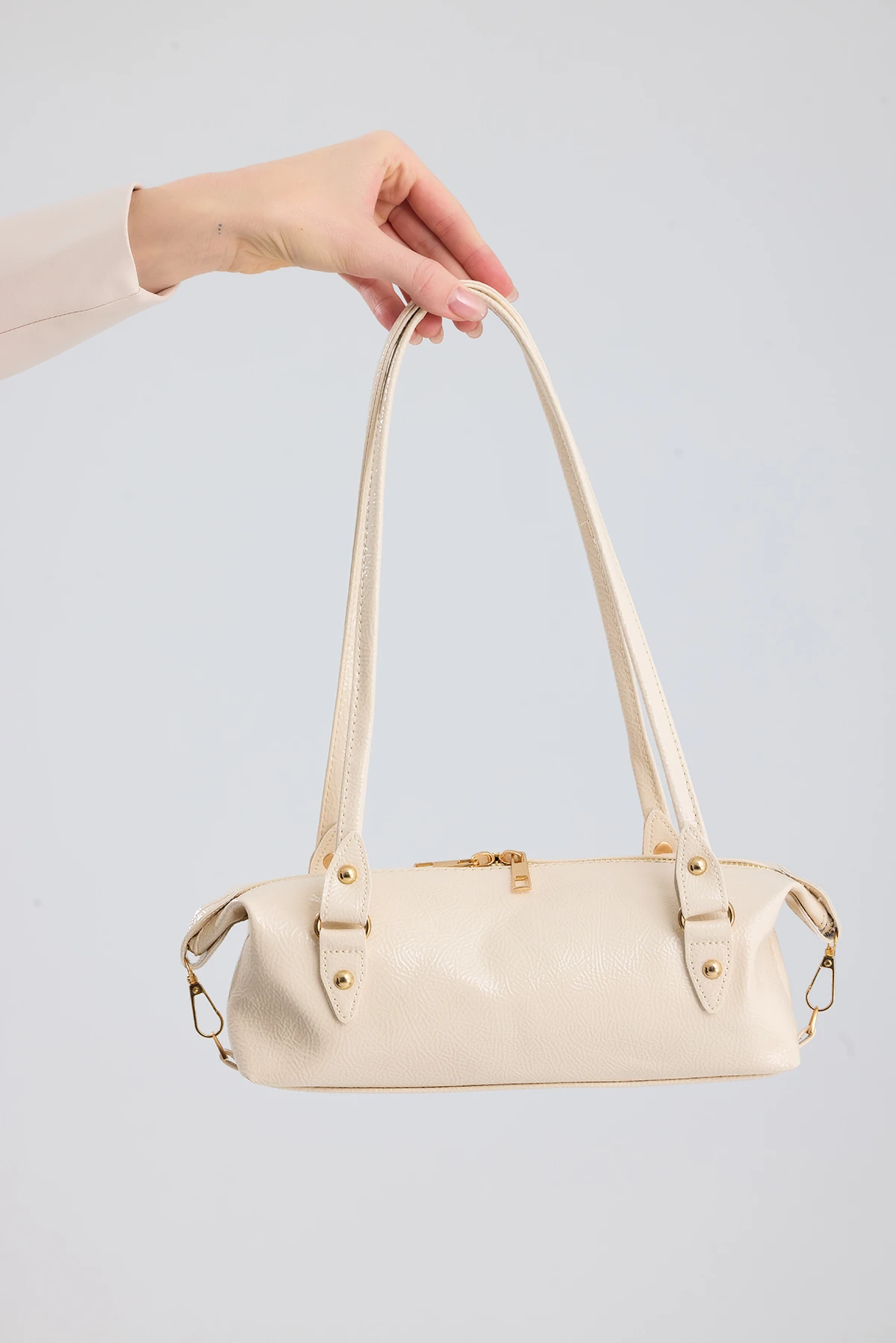 Olivra Toka Detaylı Mini Kadın Omuz, Kol ve El Çantası - Bej