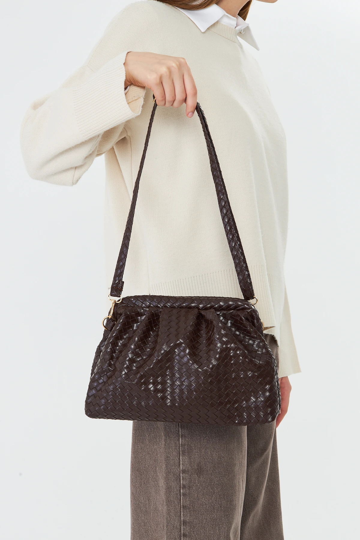 Liora Örgü Detaylı Portföy Kadın Omuz, Kol ve El Çantası - Kahverengi