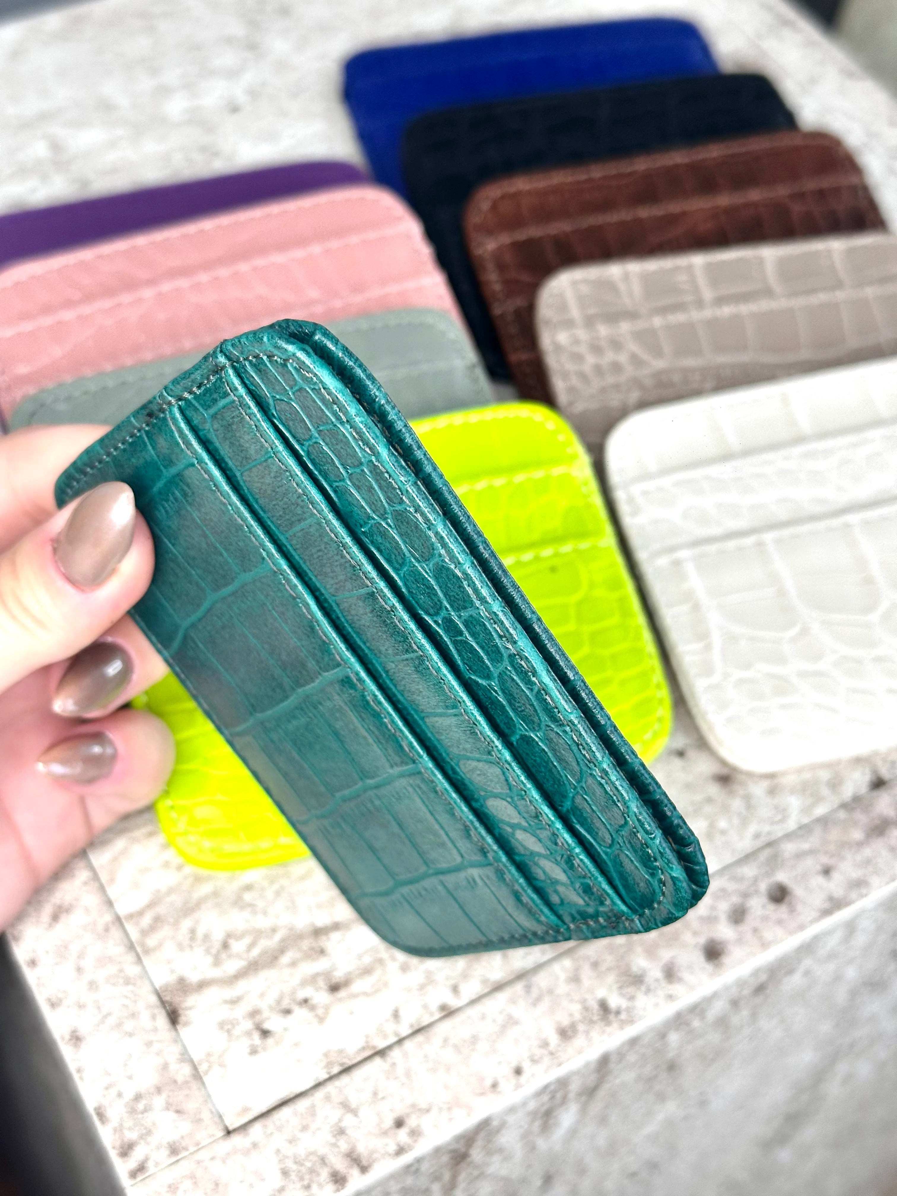 Dokulu Suni Deri, Kartlık - Kağıt Para Bölmeli Unisex Kartlık - Haki