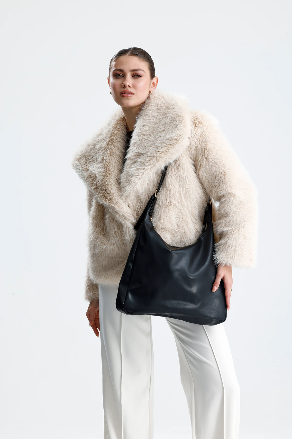 Luvin Salaş Kadın Omuz, Kol ve El Çantası - Siyah