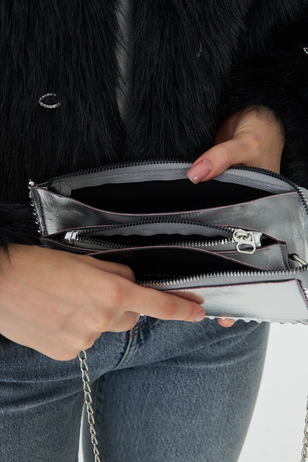 Feyora Zincir Askılı Boncuklu Kadın Omuz, Kol ve El Çantası - Gümüş