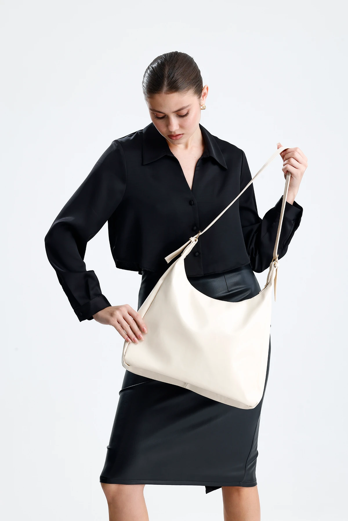 Luvin Salaş Kadın Omuz, Kol ve El Çantası - Krem