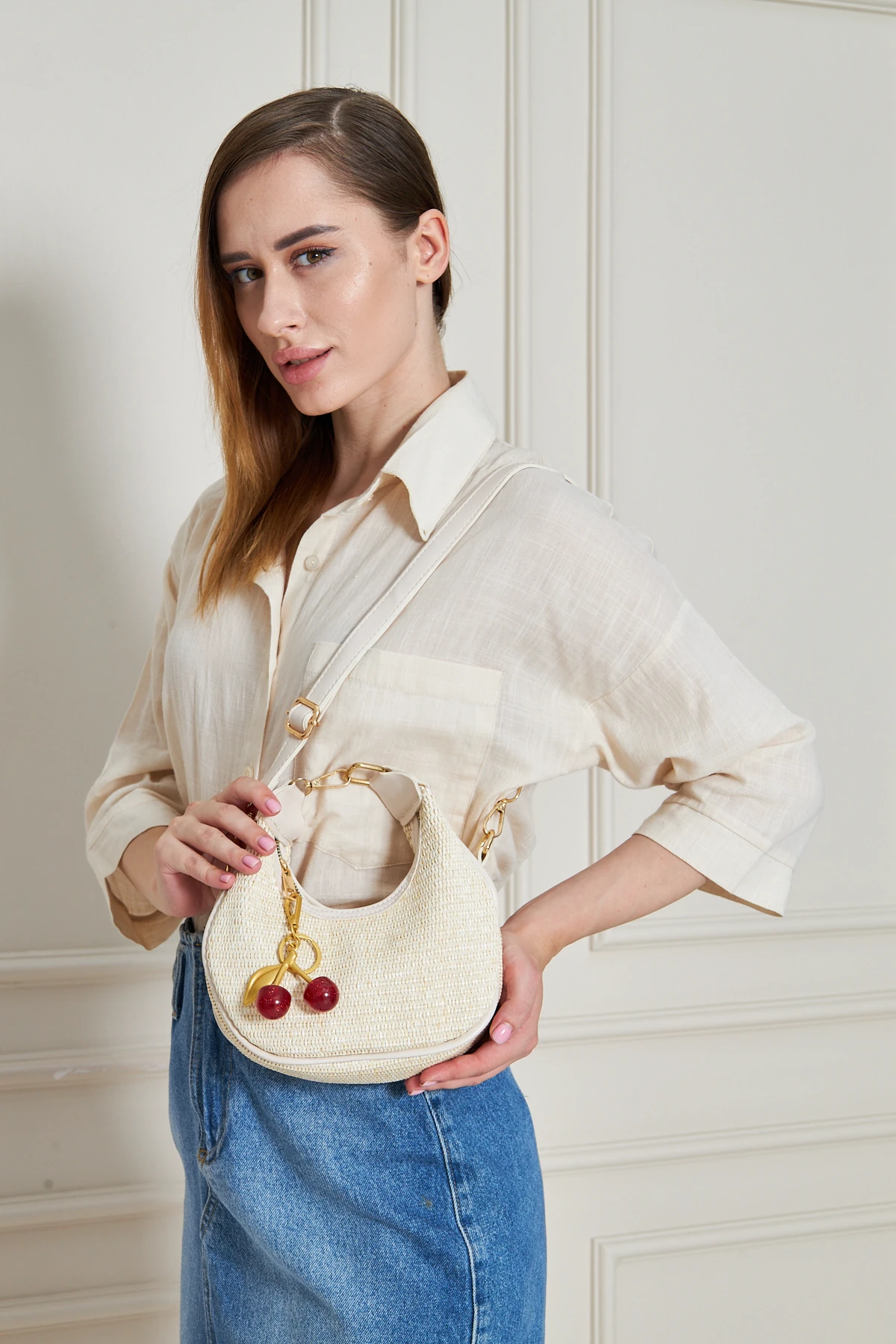 Mira Orijinal Hasır Dokuma Charm Hediyeli Kadın El, Kol ve Omuz Çantası - Krem