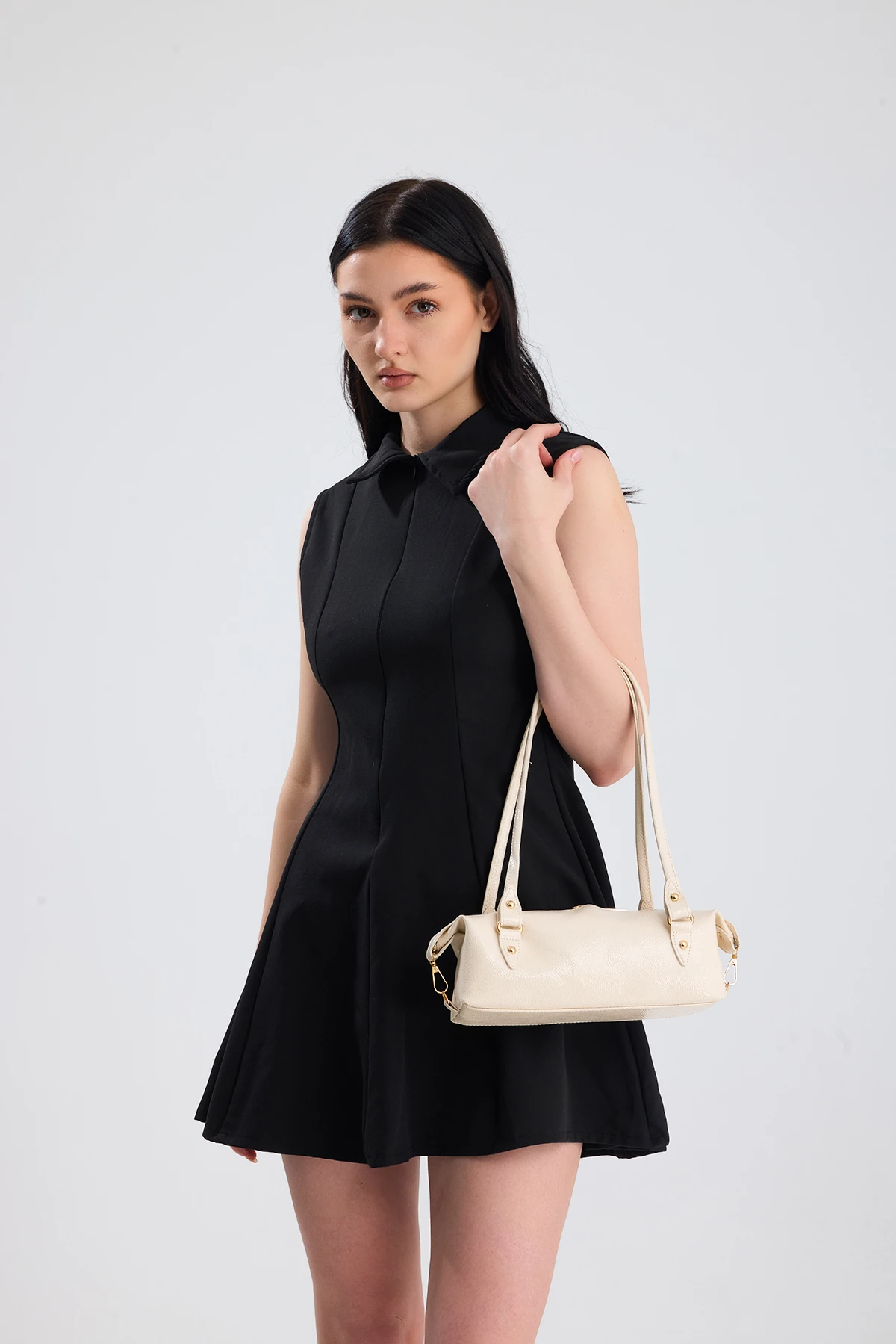 Olivra Toka Detaylı Mini Kadın Omuz, Kol ve El Çantası - Bej