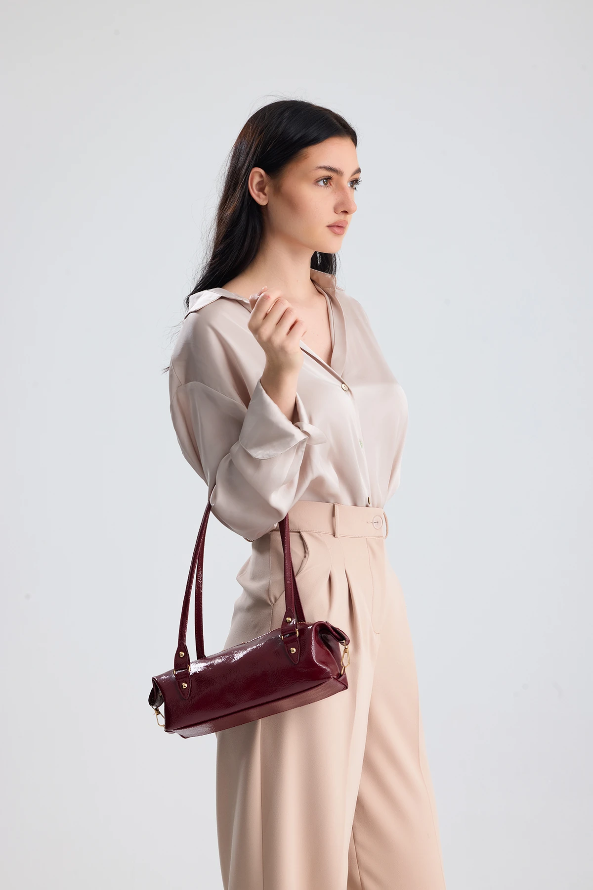 Olivra Toka Detaylı Mini Kadın Omuz, Kol ve El Çantası - Bordo