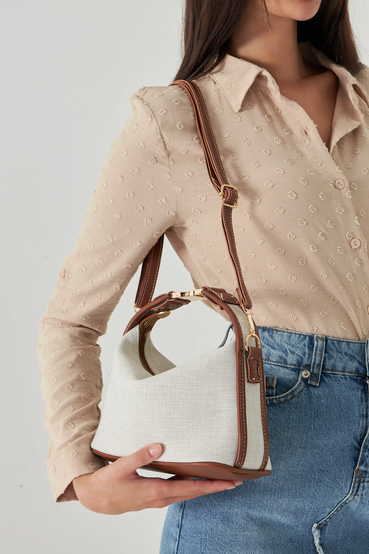 Ravella Kanvas Metal Tokalı Kadın El, Kol ve Omuz Çantası - Taba