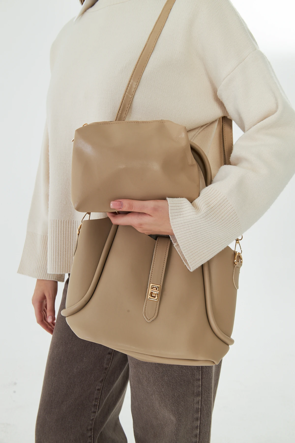 Arlina Çapraz Askılı Yavrulu Kadın Omuz, Kol ve El Çantası - Bej