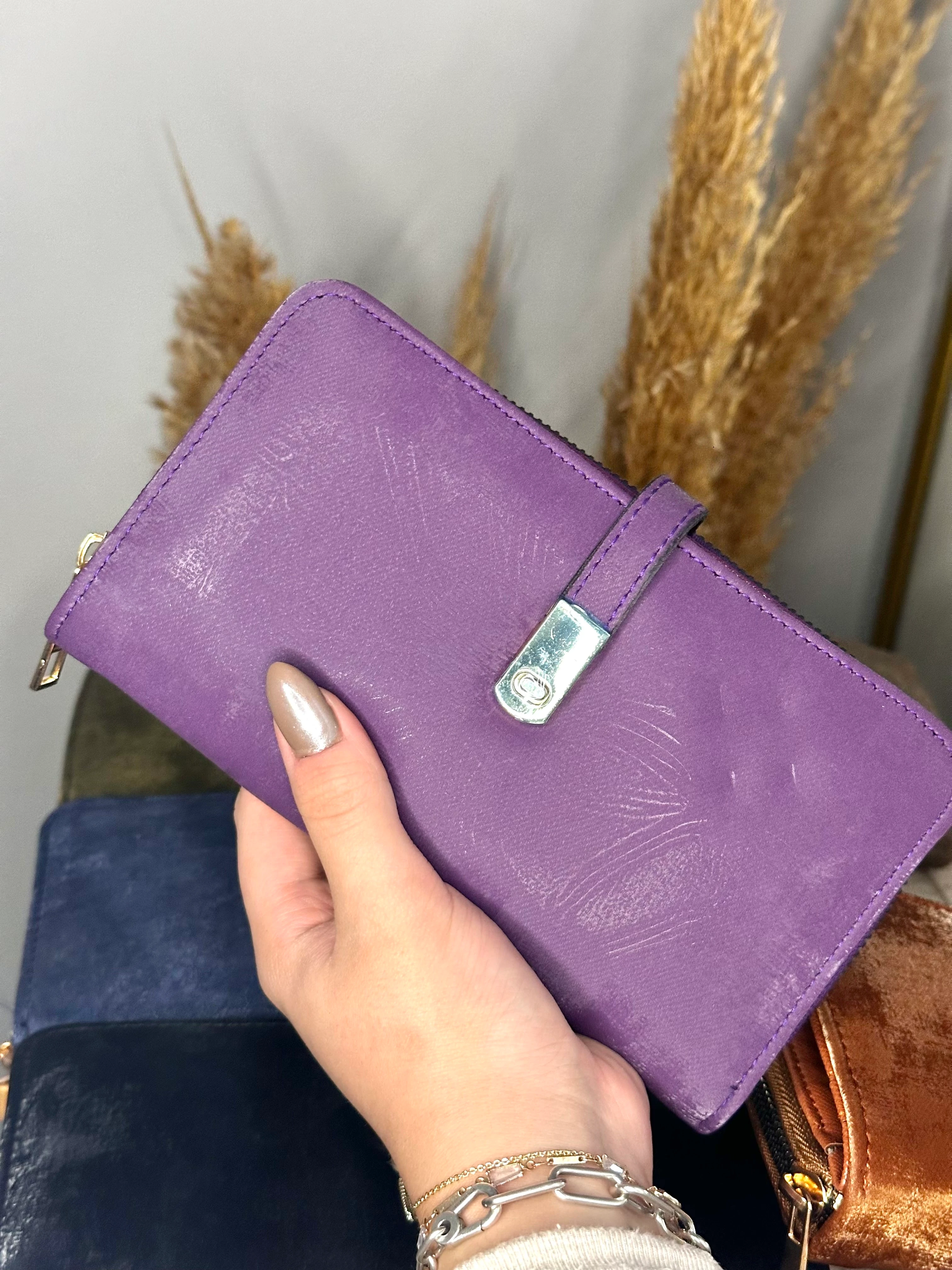 Suet Kadın Çıtçıtlı Cüzdan - Fermuarlı Telefon, Kağıt ve Bozuk Para Bölmeli - Lila