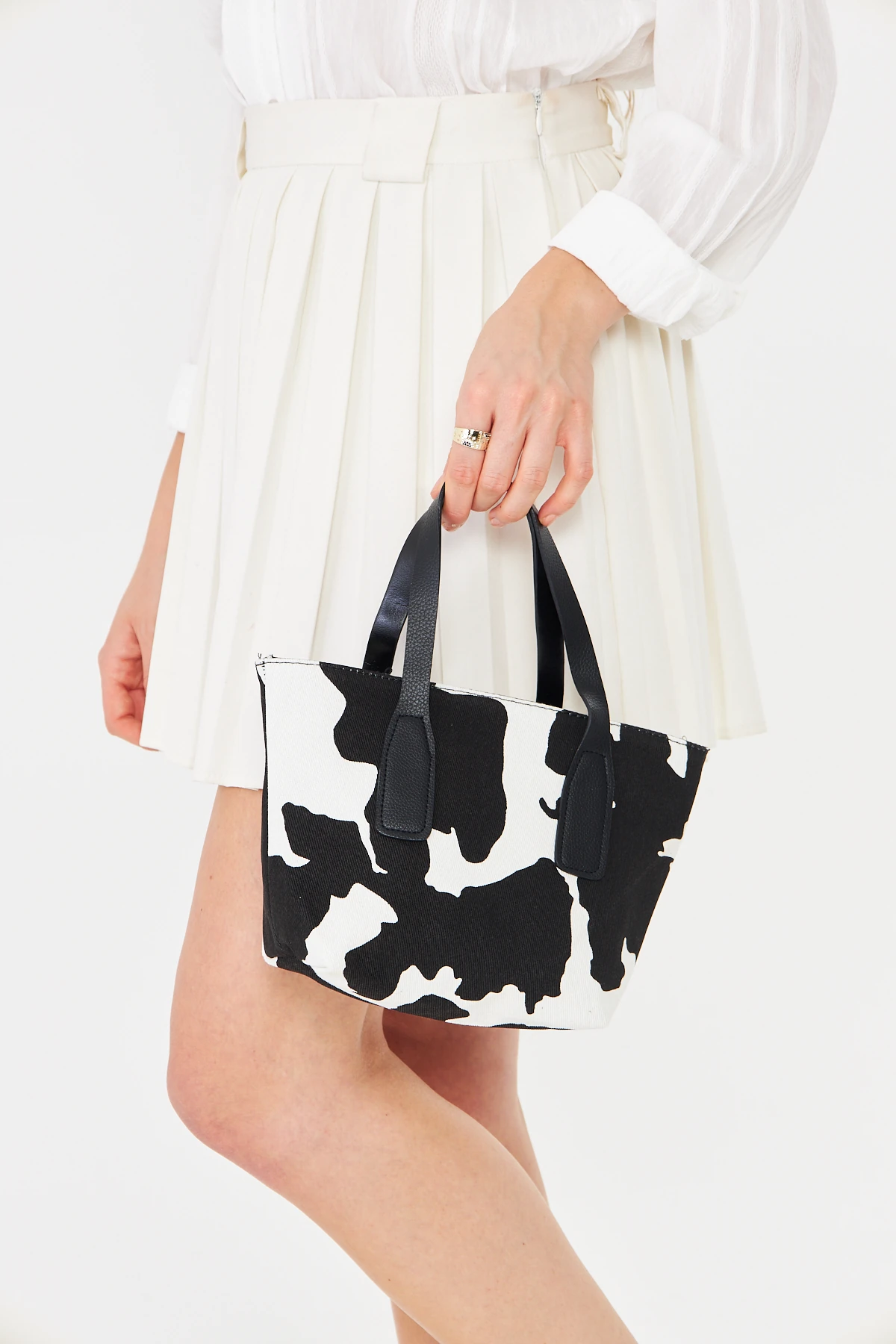 Besti Uzun Askılı Çapraz Çanta - Cow Print