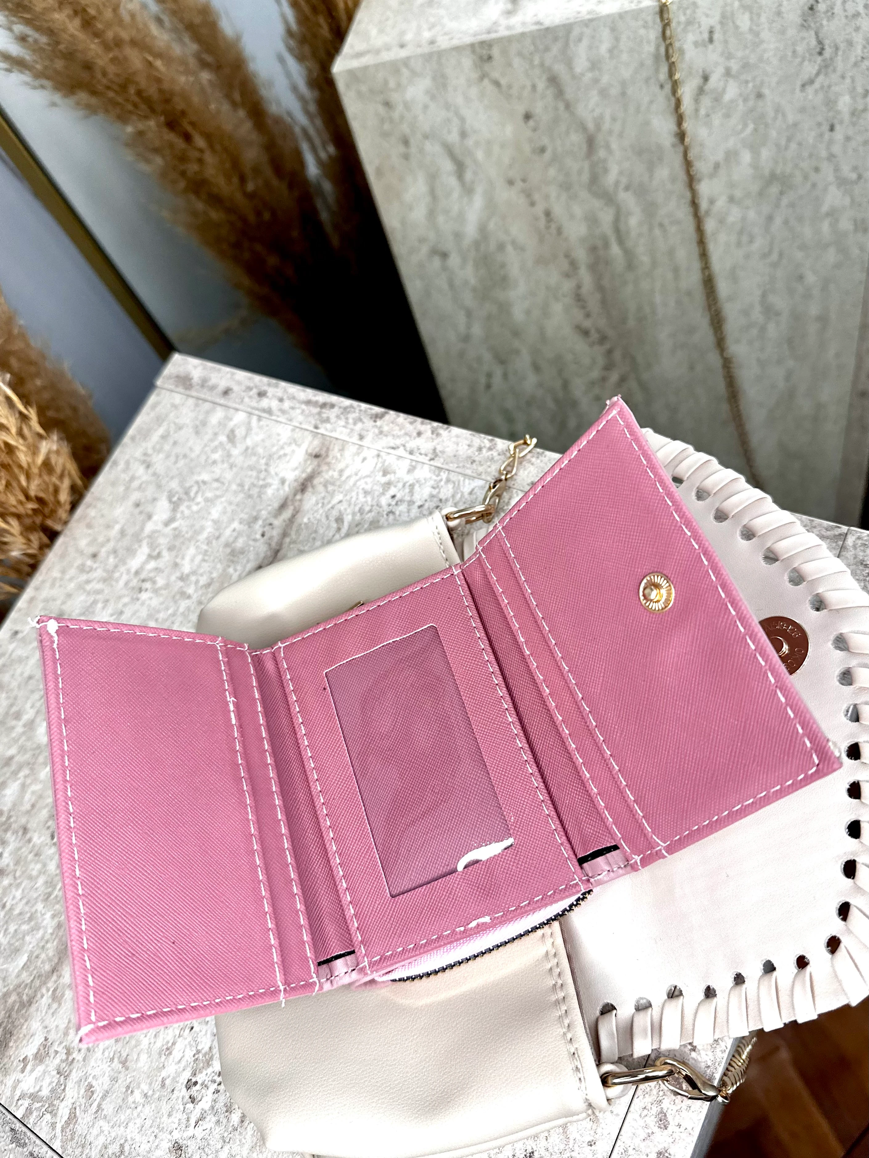 Suni Deri Kadın Orta Boy Çıtçıtlı Cüzdan- Kağıt ve Bozuk Para Bölmeli - Pudra