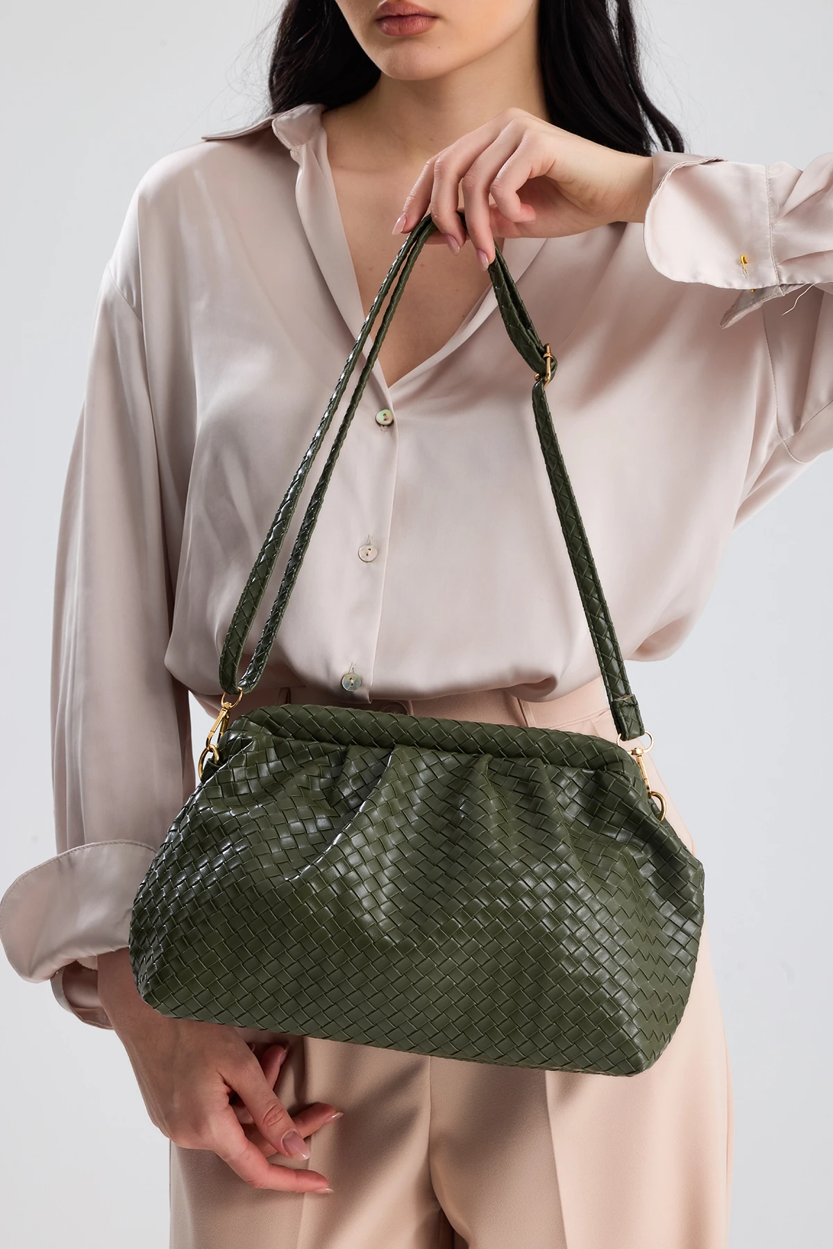 Liora Örgü Detaylı Portföy Kadın Omuz, Kol ve El Çantası - Haki