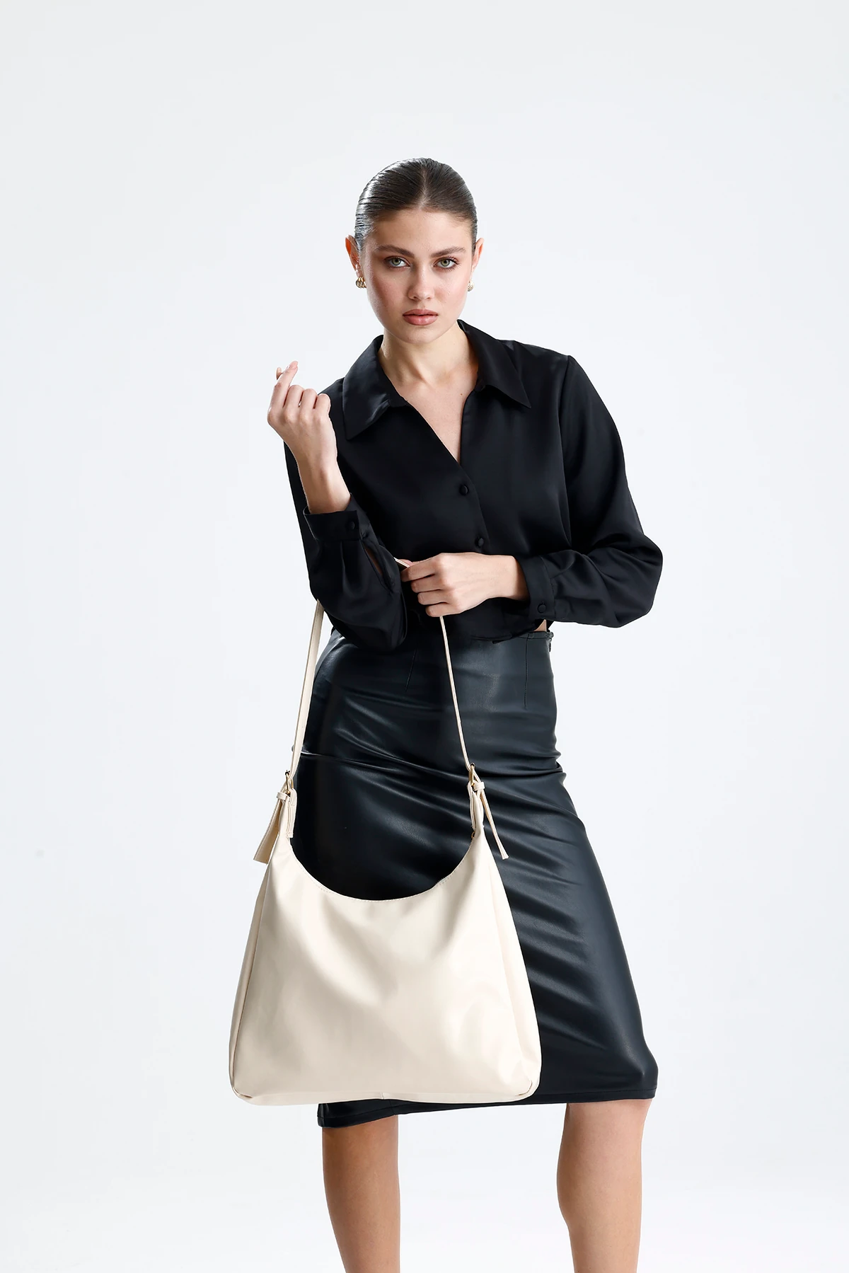 Luvin Salaş Kadın Omuz, Kol ve El Çantası - Krem