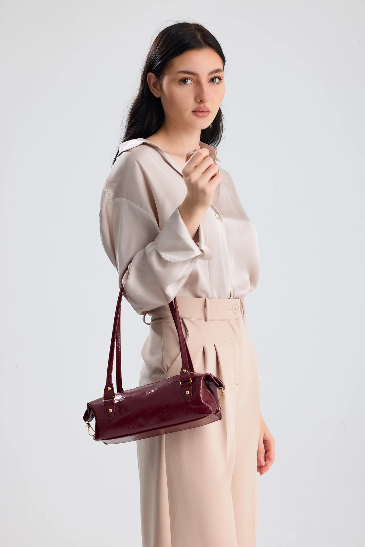 Olivra Toka Detaylı Mini Kadın Omuz, Kol ve El Çantası - Bordo