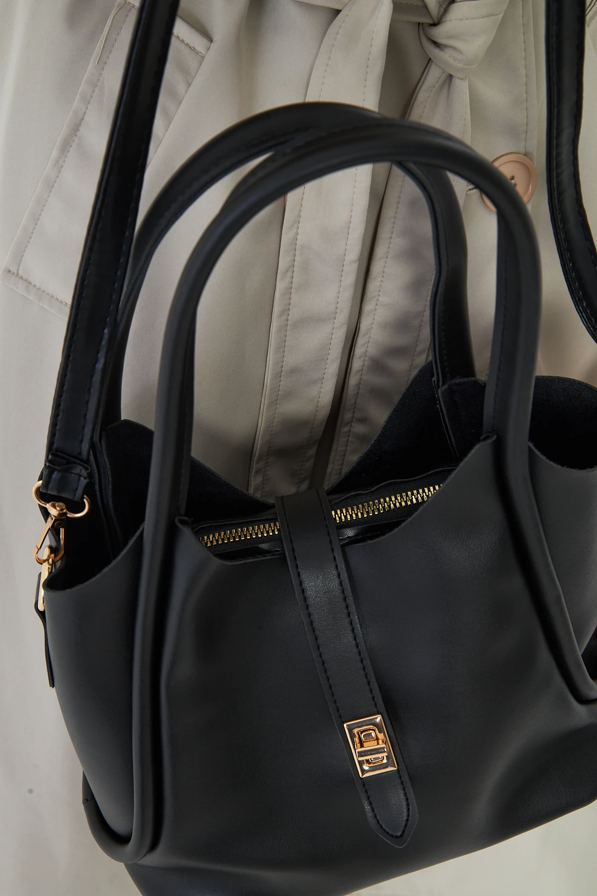 Arlina Çapraz Askılı Yavrulu Kadın Omuz, Kol ve El Çantası - Siyah