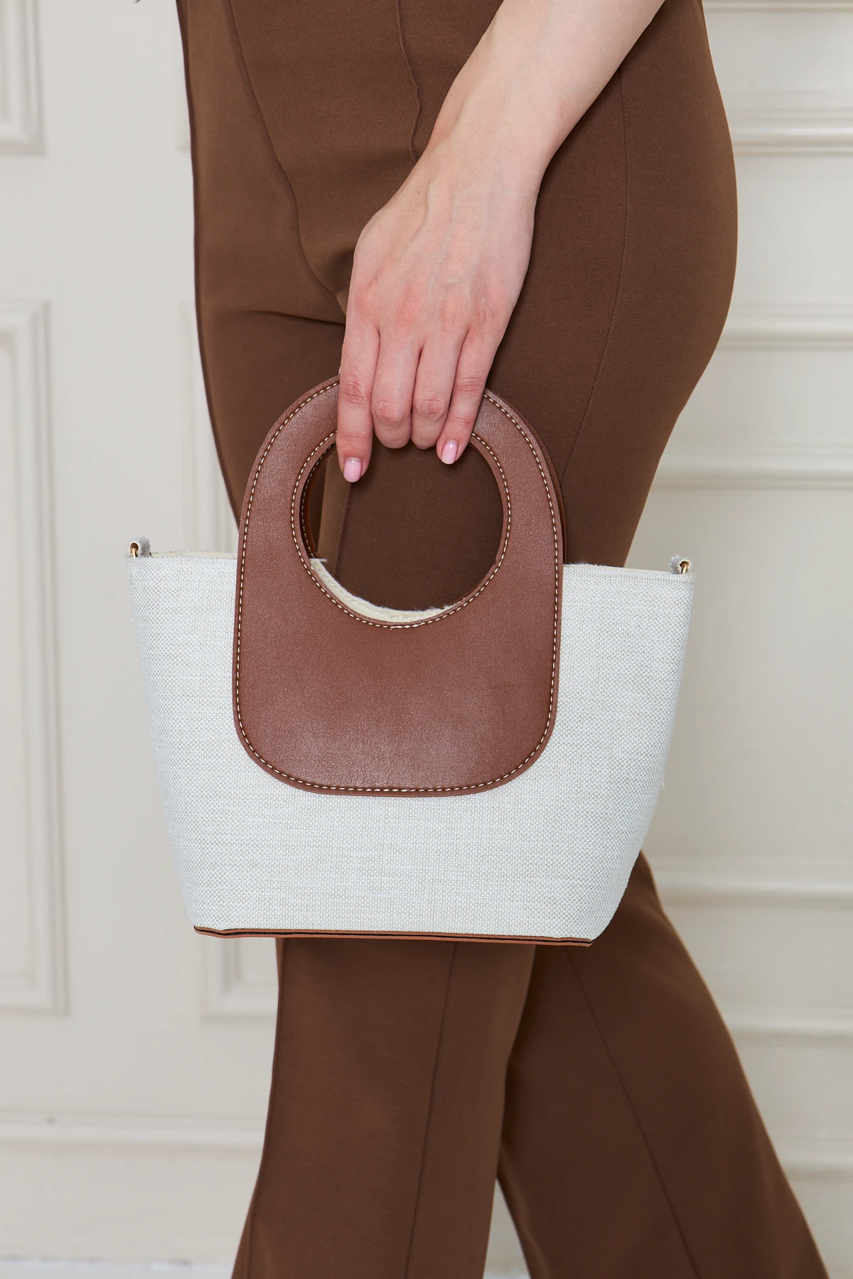 Almaria Kanvas Yavrulu Kadın El, Kol ve Omuz Çantası - Taba