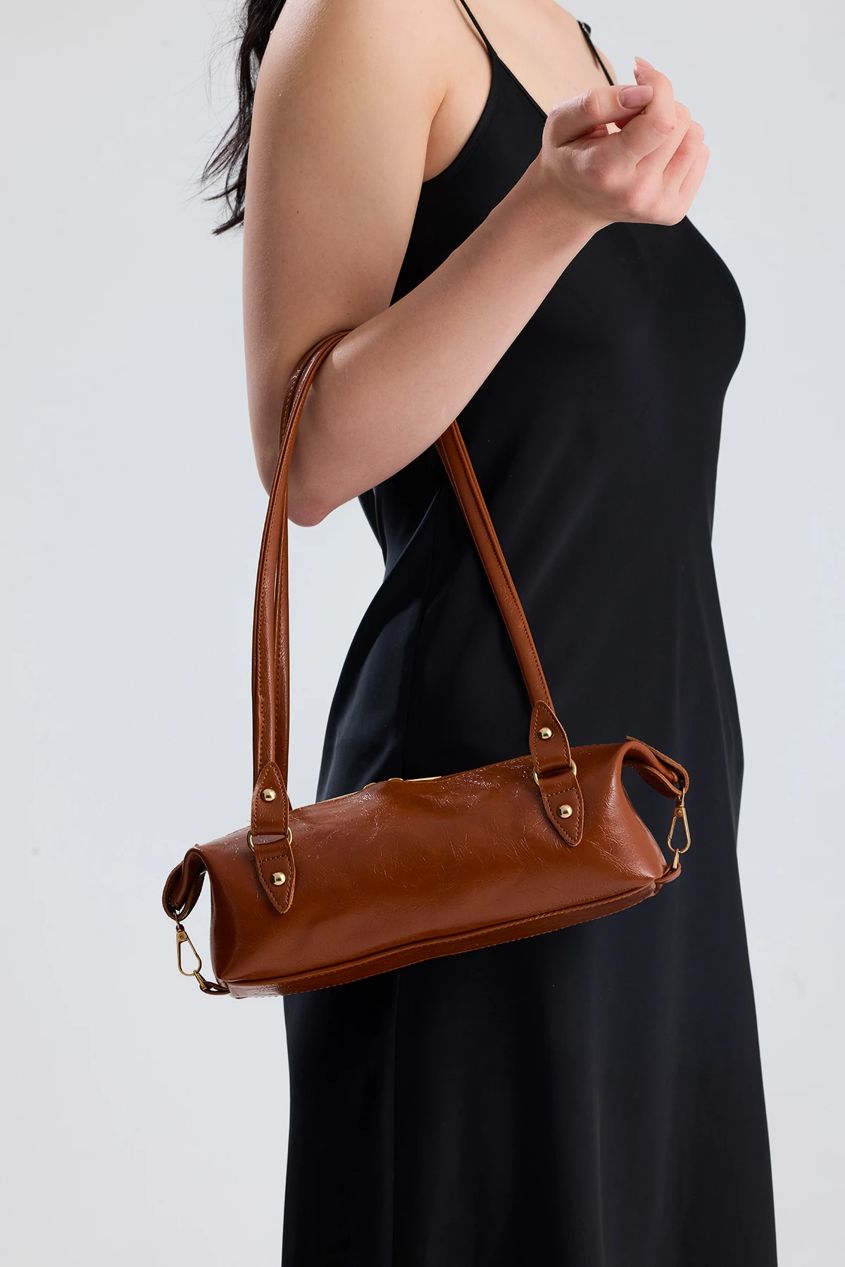 Olivra Toka Detaylı Mini Kadın Omuz, Kol ve El Çantası - Taba