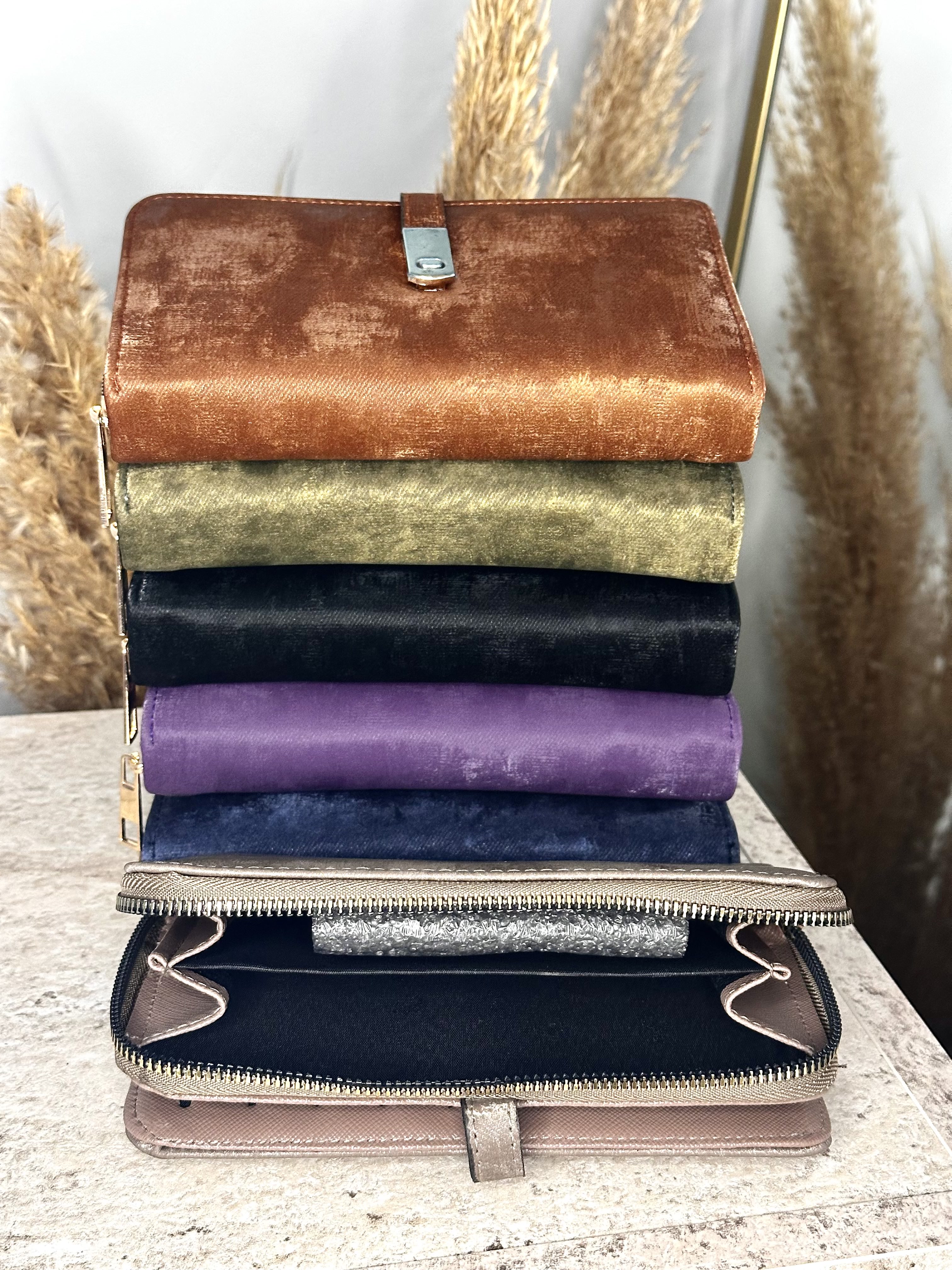 Suet Kadın Çıtçıtlı Cüzdan - Fermuarlı Telefon, Kağıt ve Bozuk Para Bölmeli - Vizon