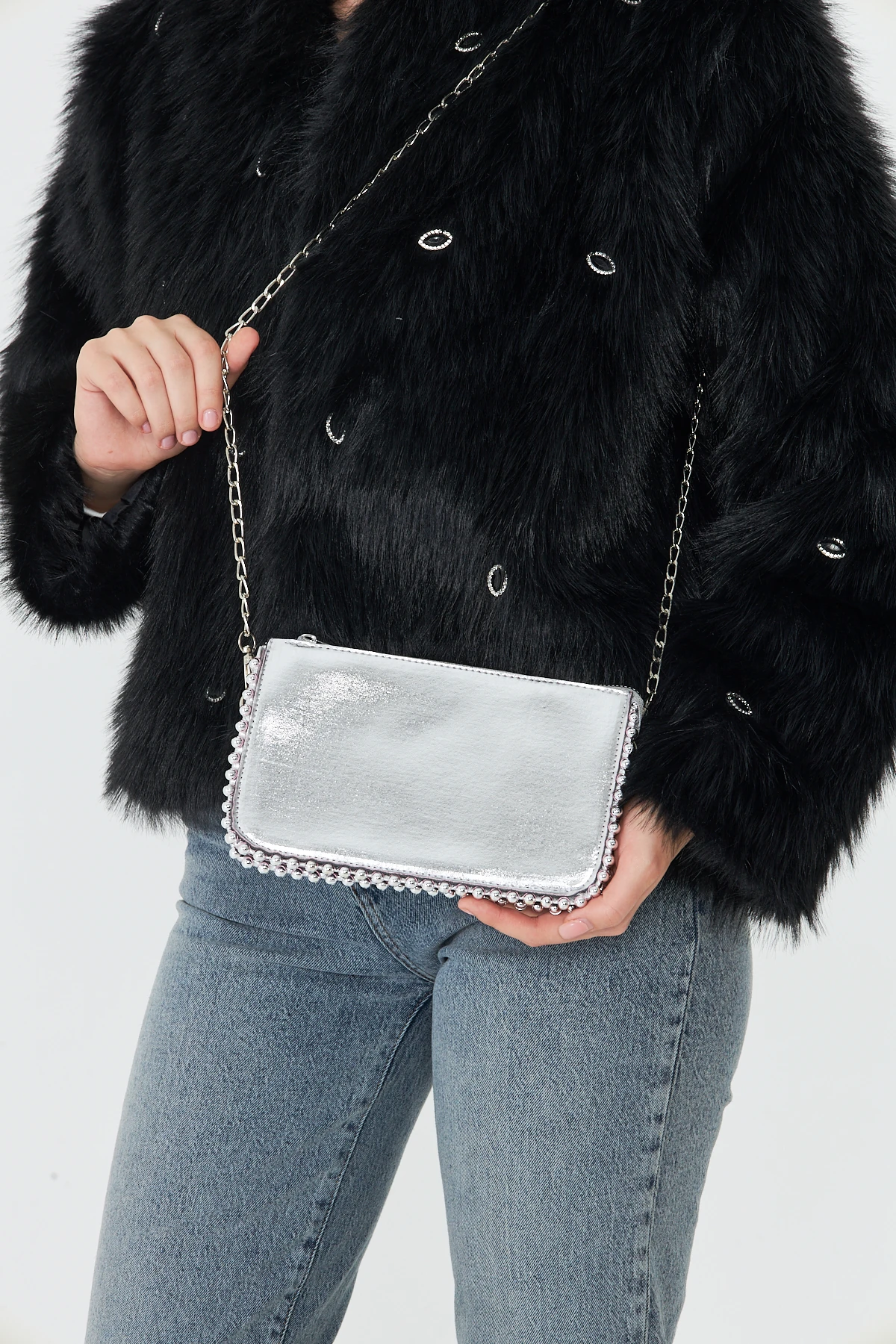 Feyora Zincir Askılı Boncuklu Kadın Omuz, Kol ve El Çantası - Gümüş