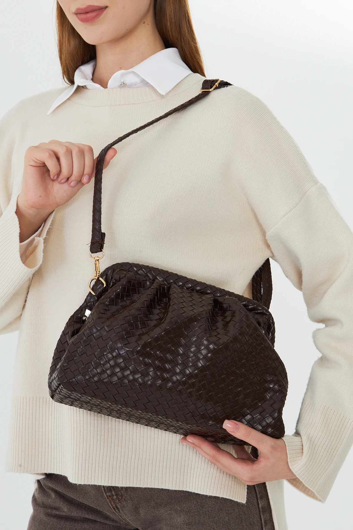 Liora Örgü Detaylı Portföy Kadın Omuz, Kol ve El Çantası - Kahverengi