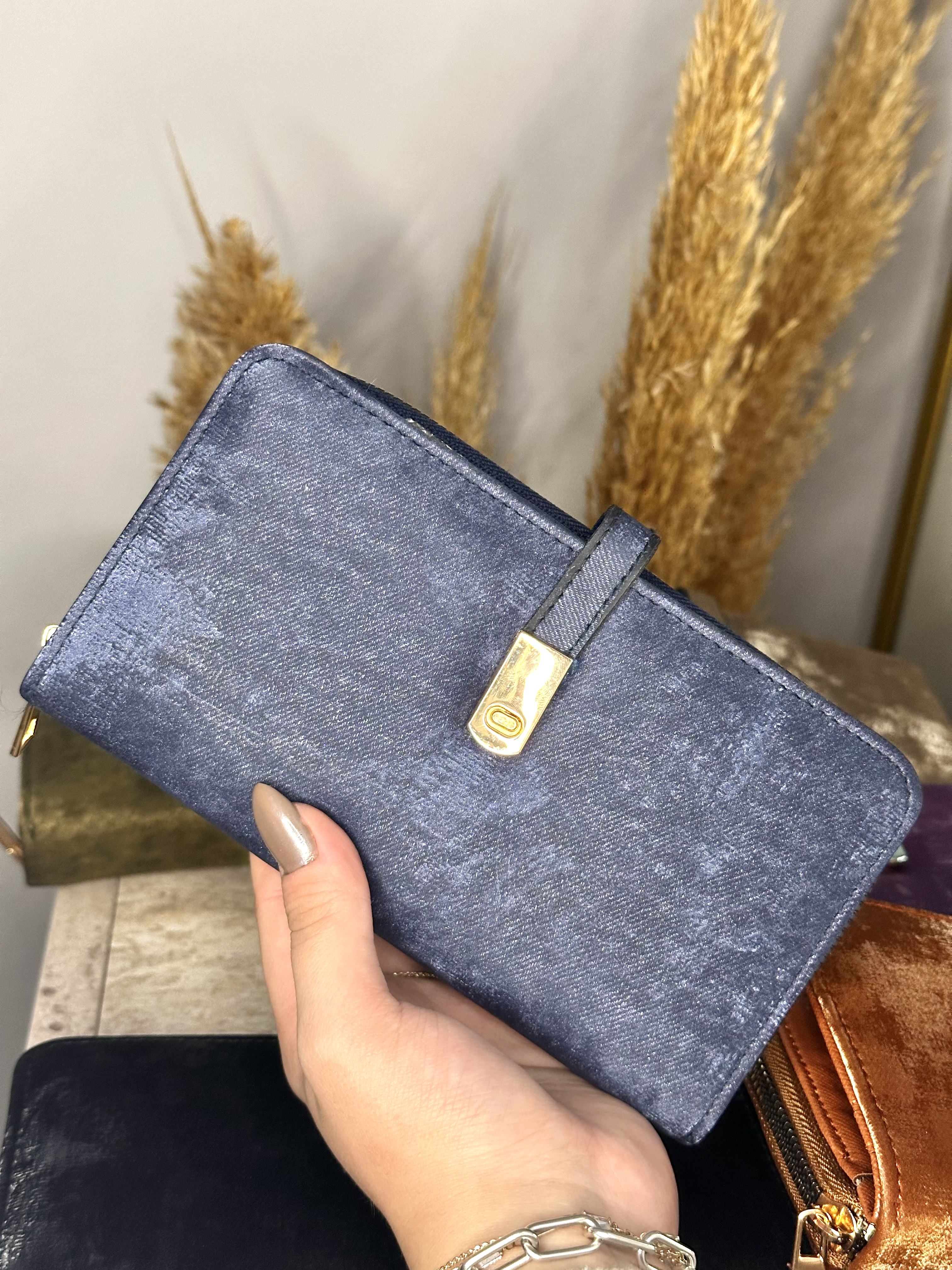 Suet Kadın Çıtçıtlı Cüzdan - Fermuarlı Telefon, Kağıt ve Bozuk Para Bölmeli - Lacivert