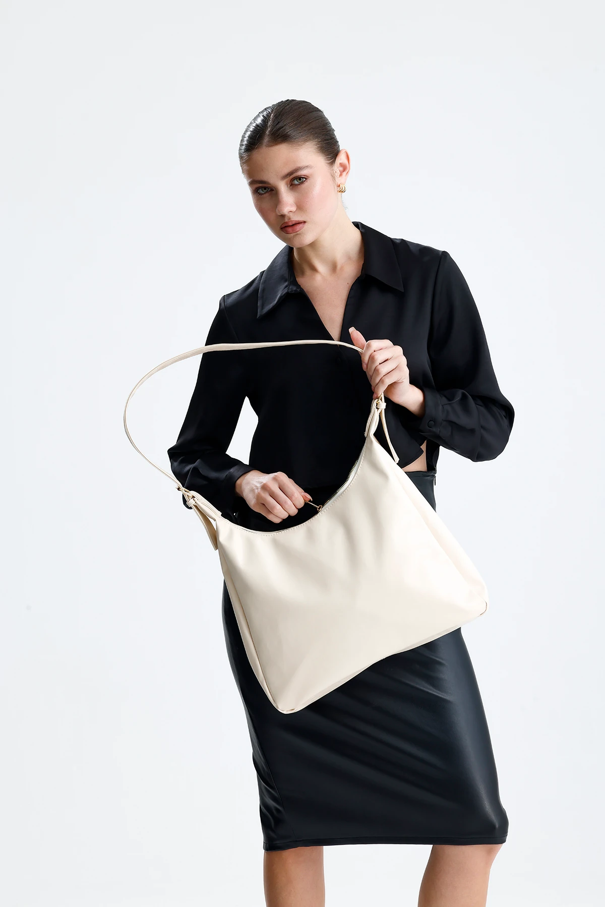 Luvin Salaş Kadın Omuz, Kol ve El Çantası - Krem