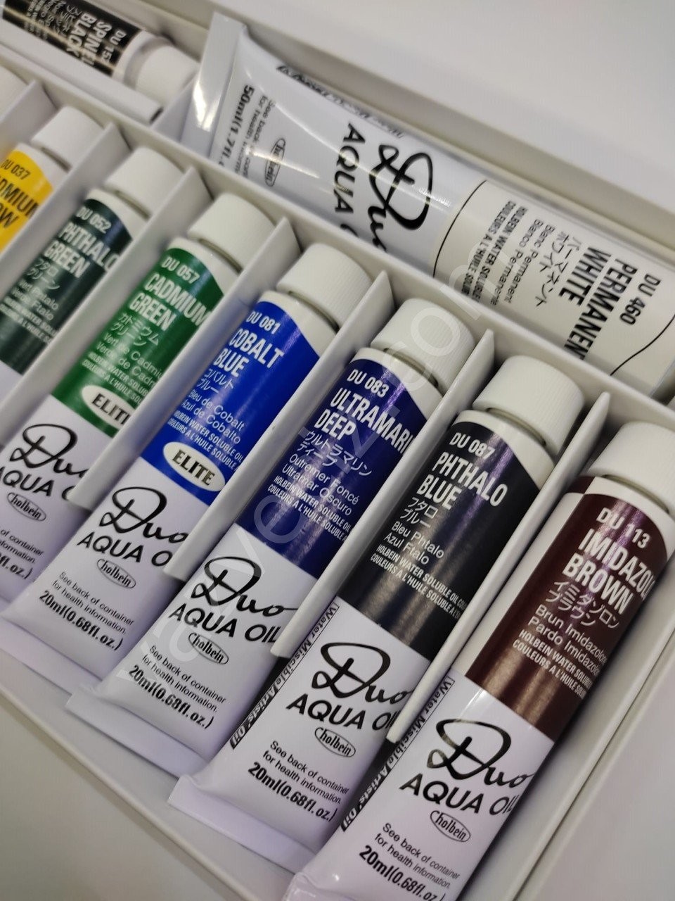 HOLBEIN SU BAZLI YAĞLI BOYA SETİ 12 RENKLİ 20ml