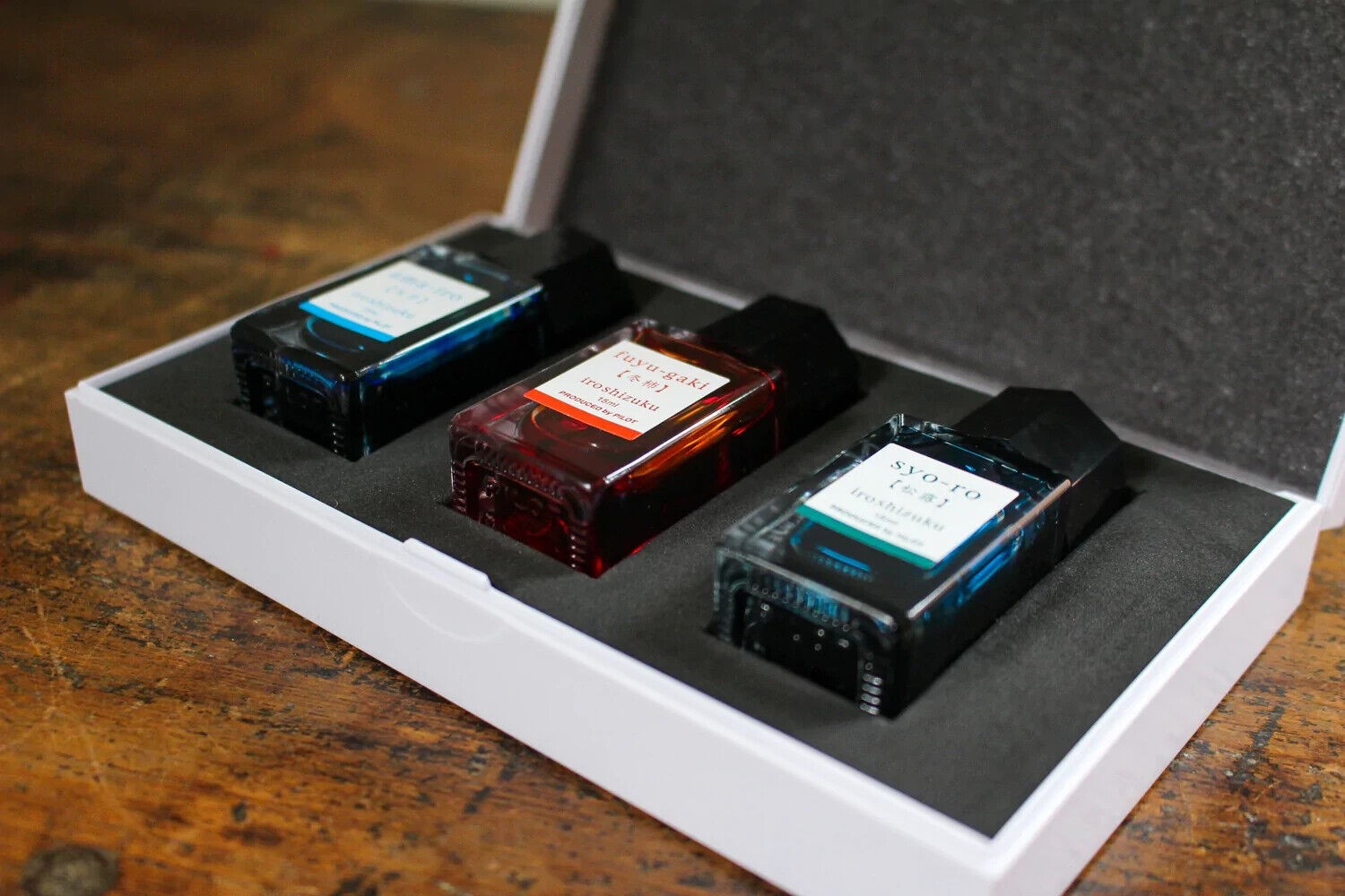 Pilot Iroshizuku Mini Dolma Kalem Mürekkebi - 15 ml Şişe 3 Renk Seti ( Kırmızı - Mavi )