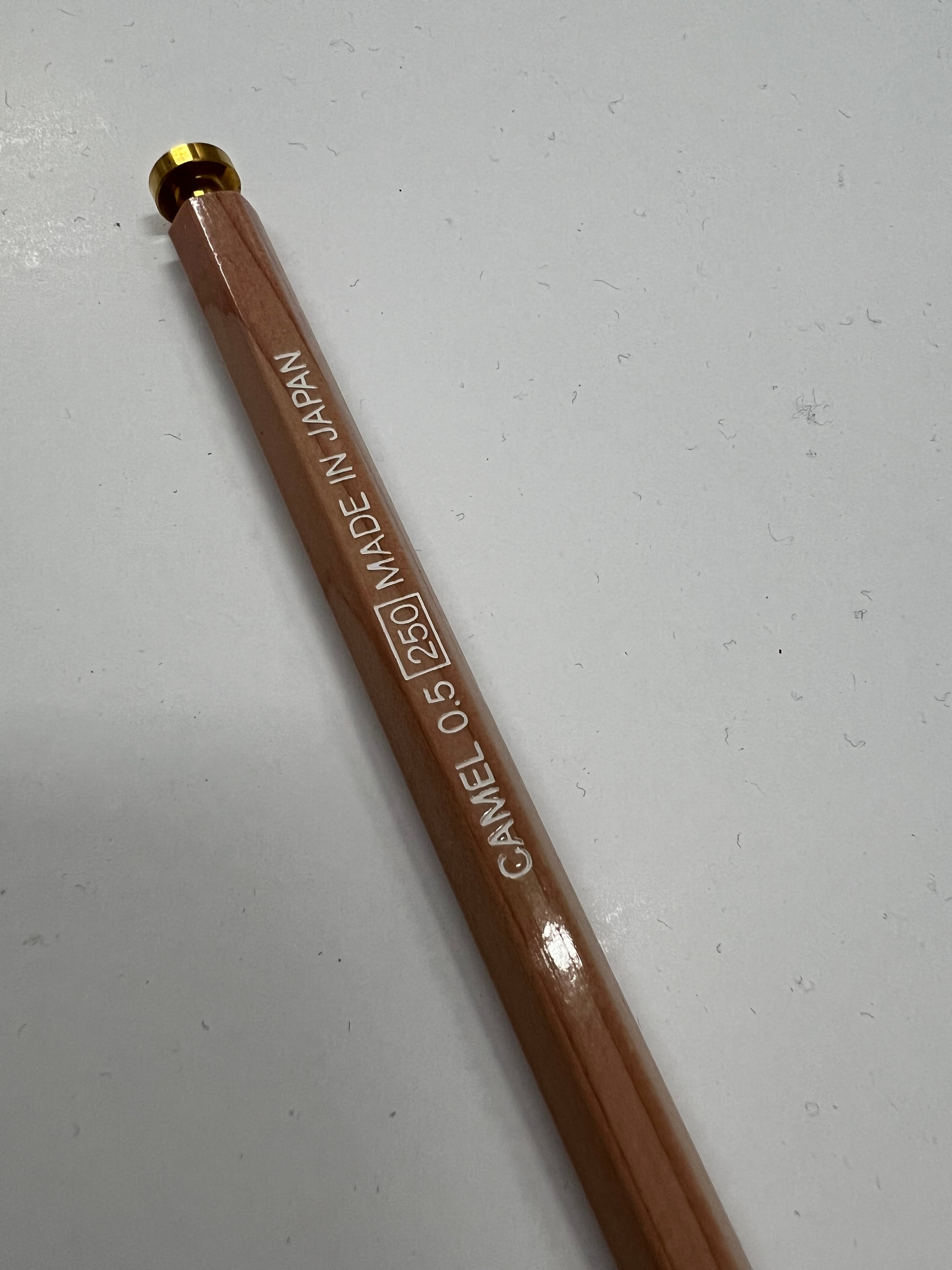 Japon Camel 250 0.5 mm Doğal Ahşap Versatil Kalem